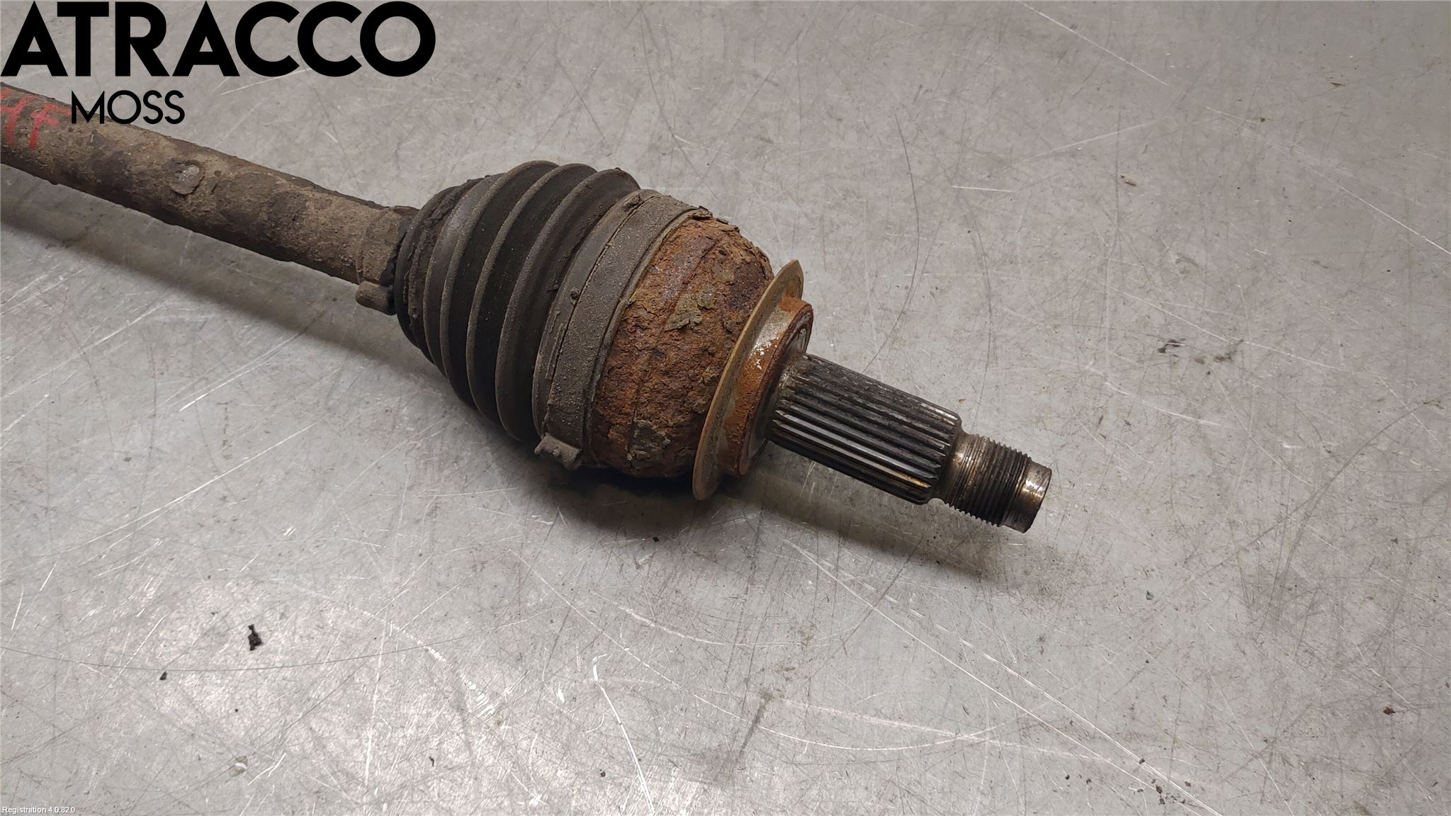 Subaru LEGACY    04-06 Drivaxel Fram Höger