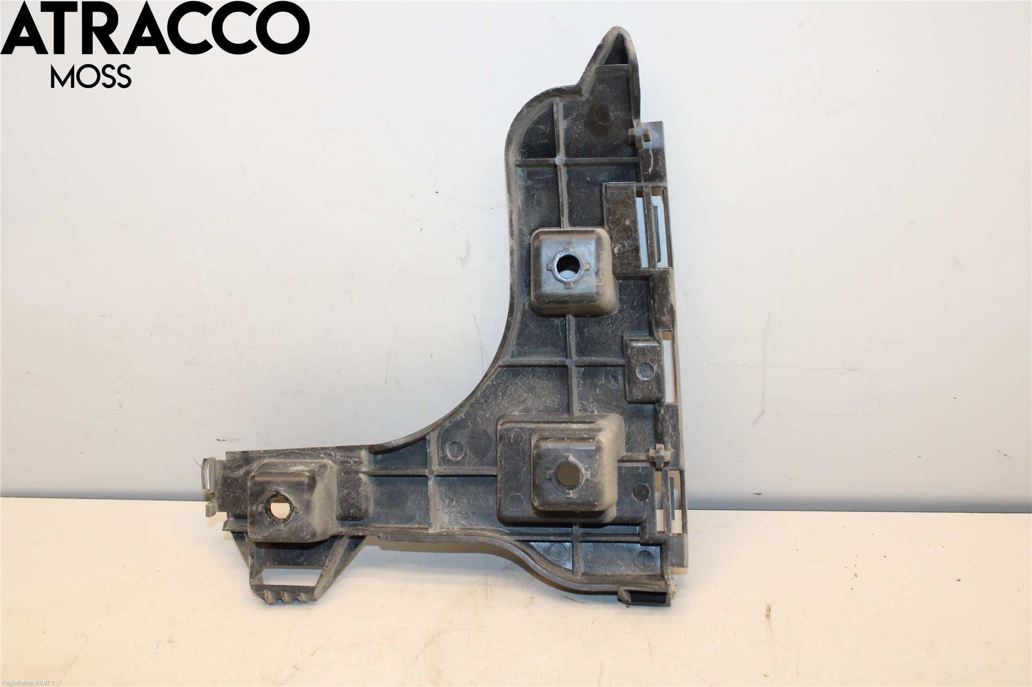 Volvo XC60 14-17 Stötfångarfäste Bak Hö