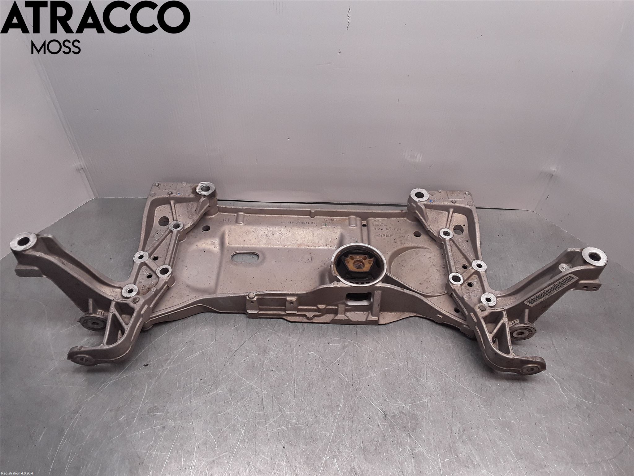 Volkswagen VW GOLF VI 09-13 Framvagn Fäste-Kudde