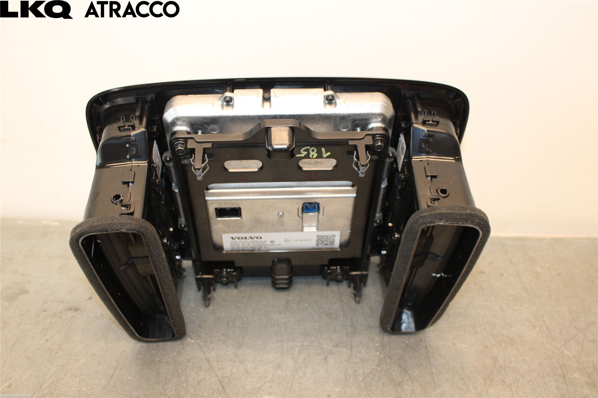 Volvo XC40/RECHARGE 18- Multifunktionsdisplay