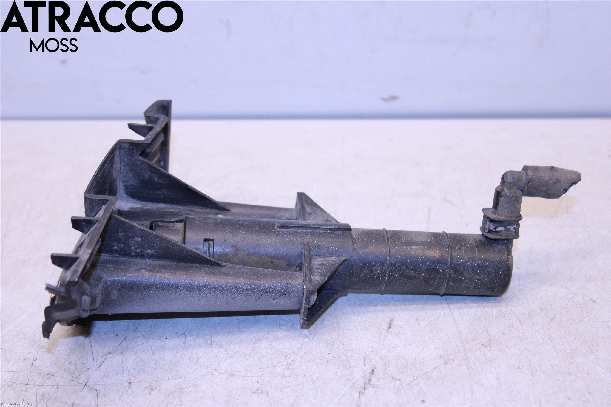 Mercedes-Benz MB VITO/VIANO (W639) 04-14 Spolarmunstycke Strålkastare