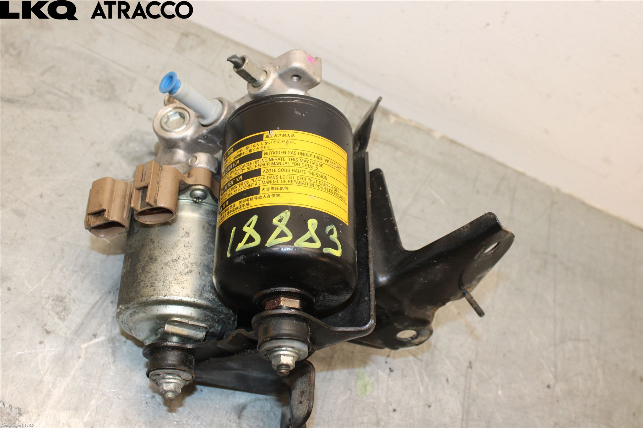Toyota YARIS XP130 12-14 Bromskraftregulator