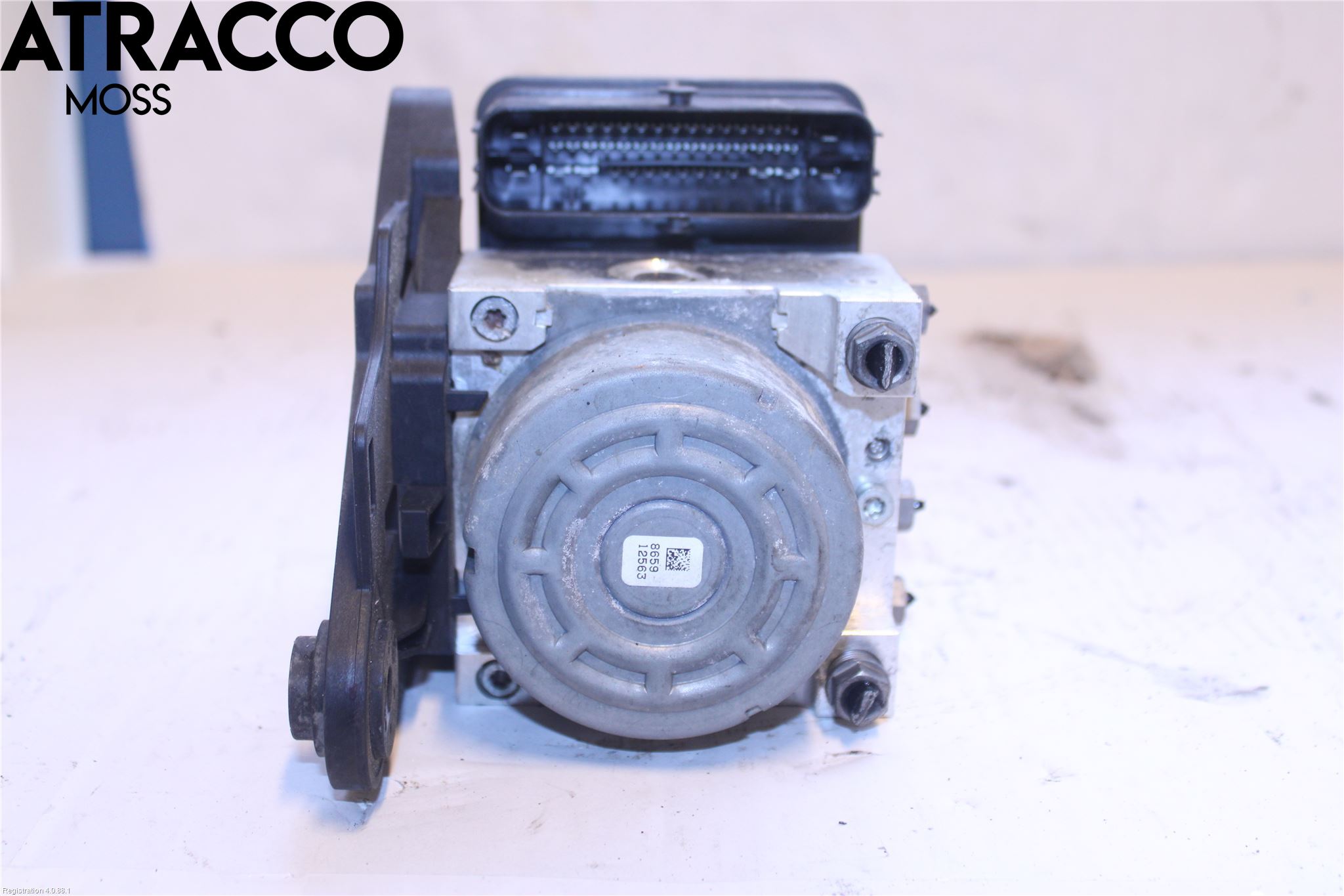 Volkswagen VW PASSAT 15-19 Abs Hydraulaggregat
