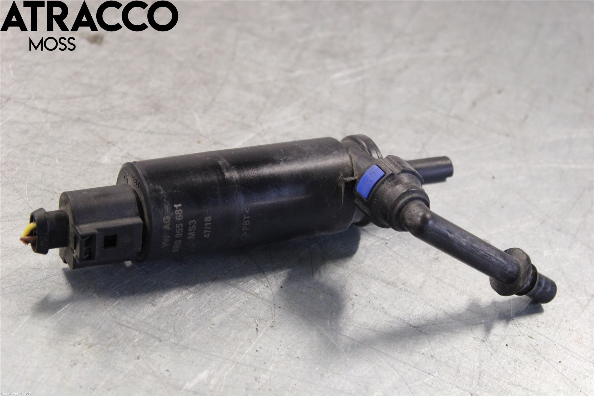 Volkswagen VW TOURAN 10-15 Spolarpump Vindruta