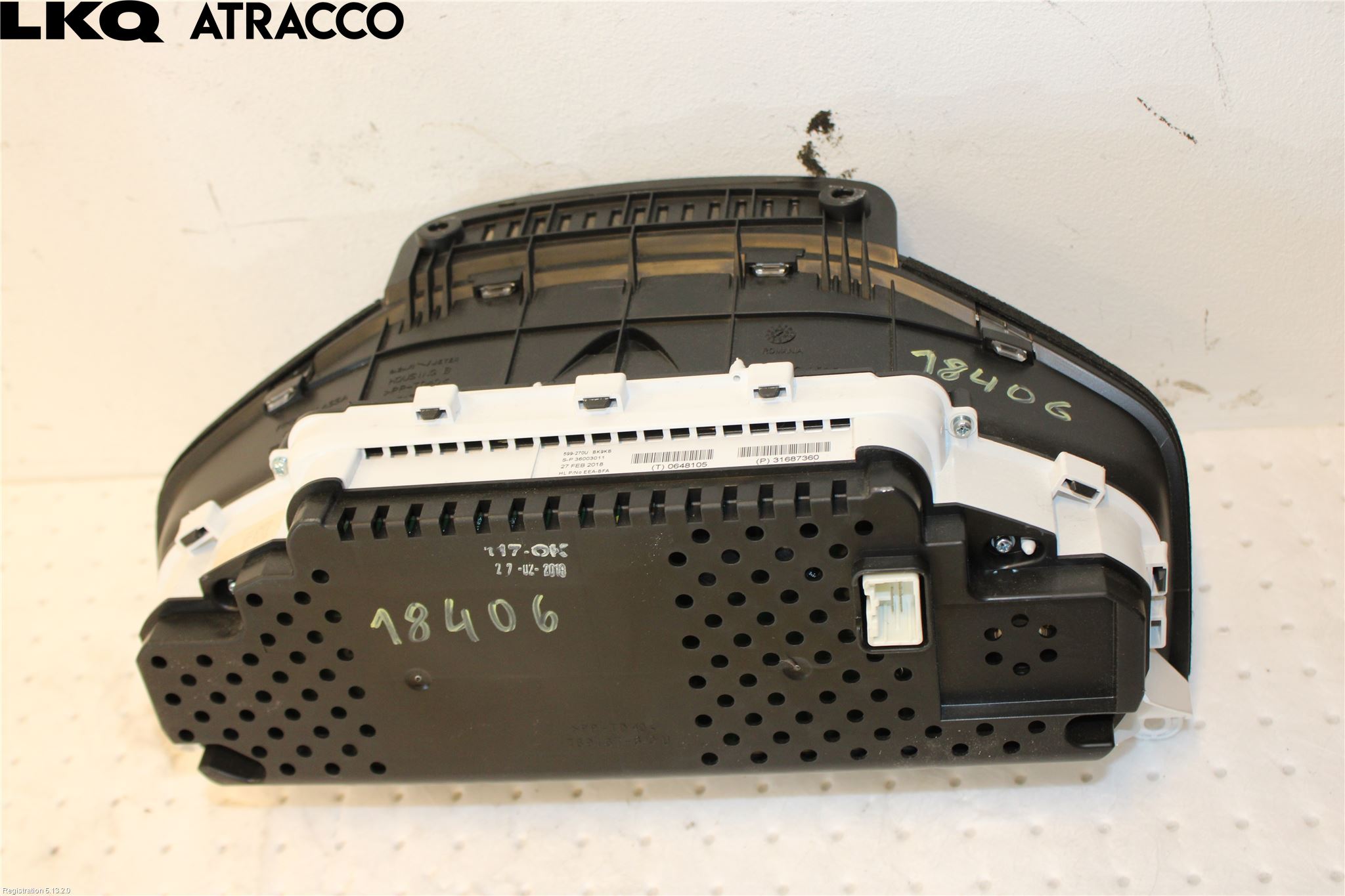 Volvo V60 14-18 Instrument Hast