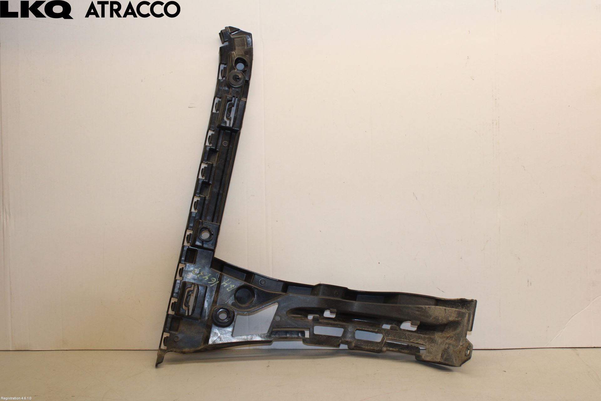 Mercedes-Benz MB C-KLASS (W205) 14-21 Stötfångarfäste Bak Hö