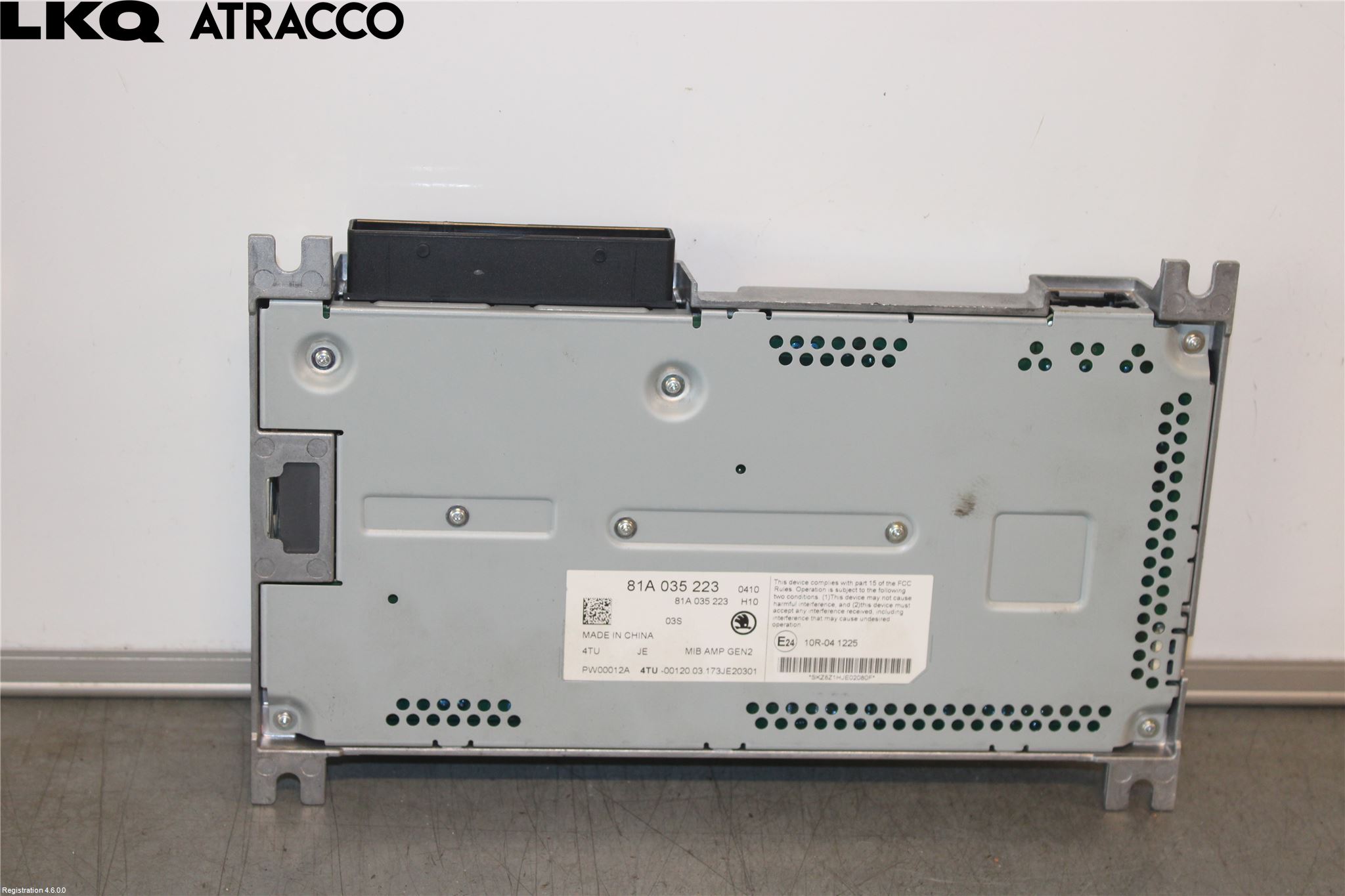 Skoda SUPERB 16-24 Radio-Stereo Förstärkare