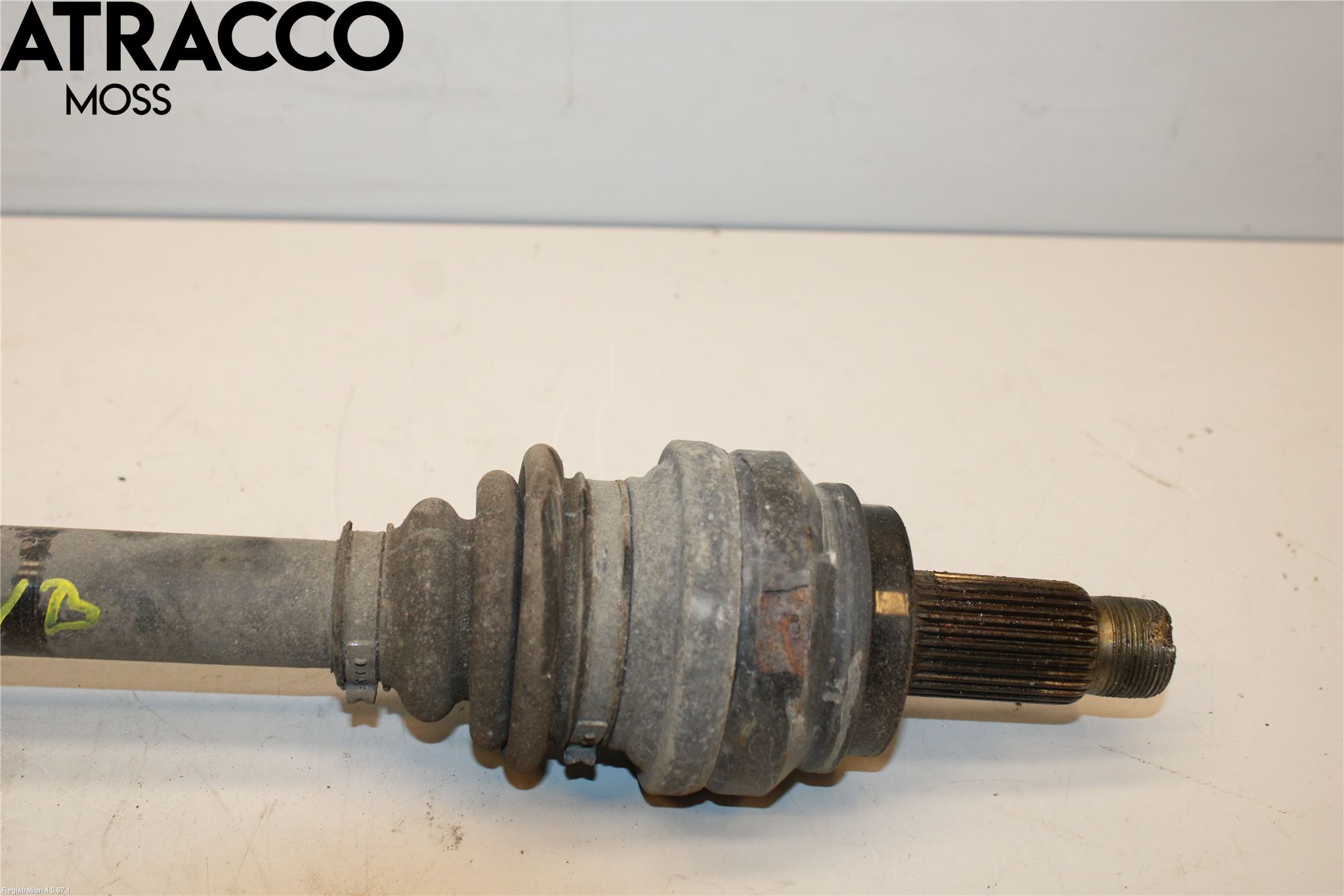 BMW 5 F10/F11/F18 09-17 Drivaxel Bak Vänster