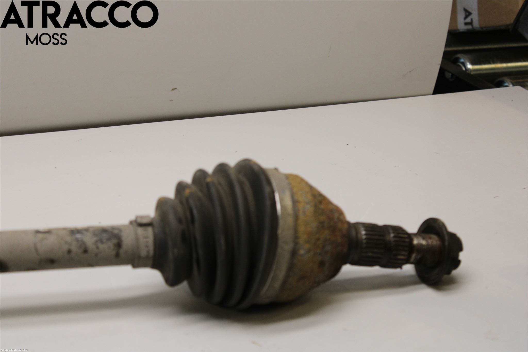 Opel INSIGNIA 09-16 Drivaxel Fram Höger