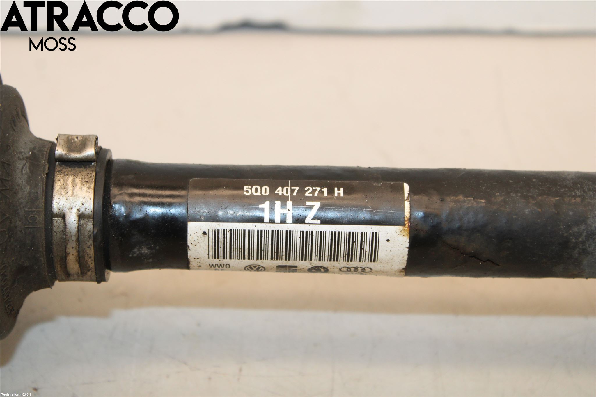 Skoda ROOMSTER Drivaxel Fram Vänster