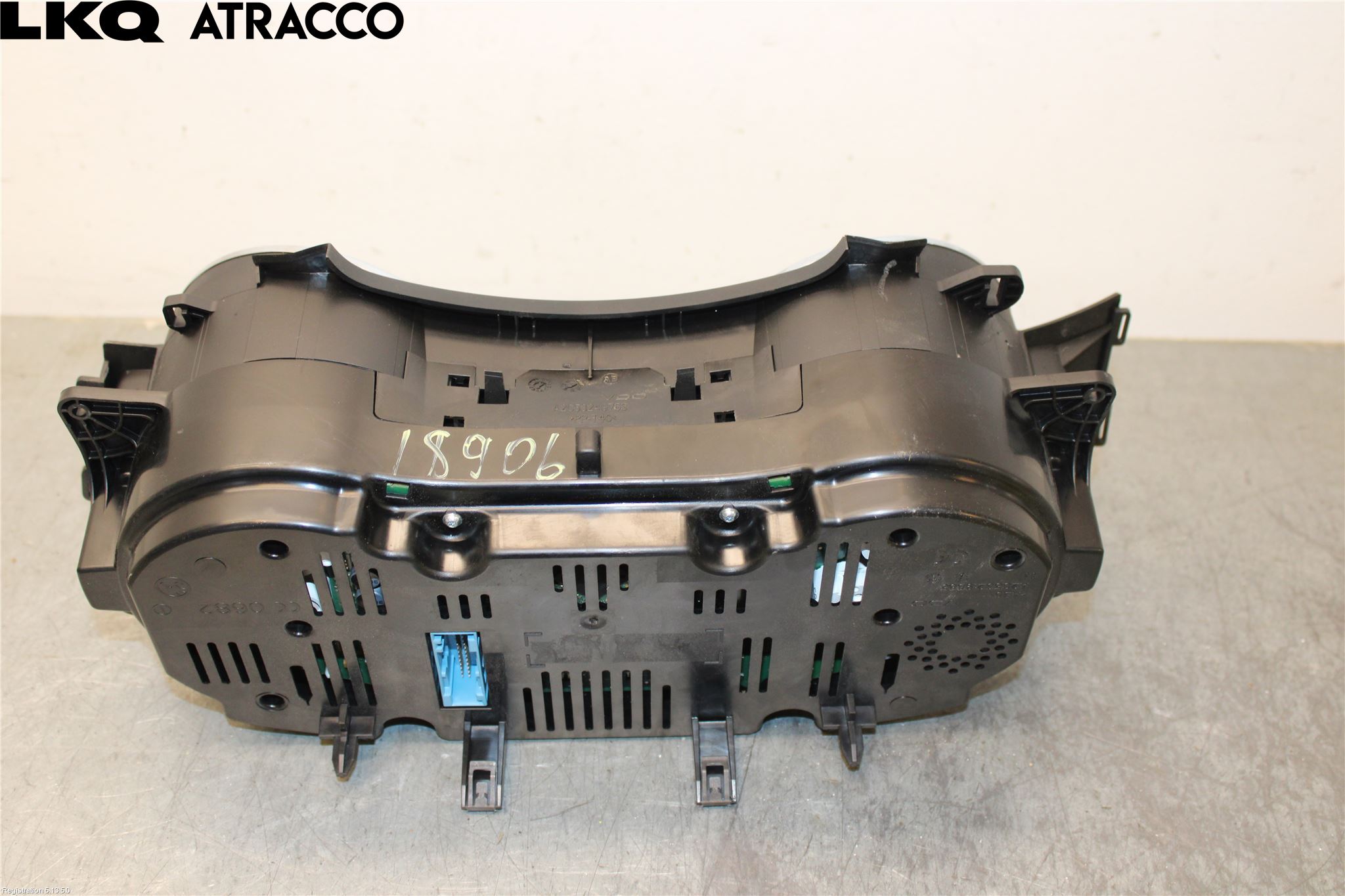 Skoda SUPERB 09-15 Instrument Hast