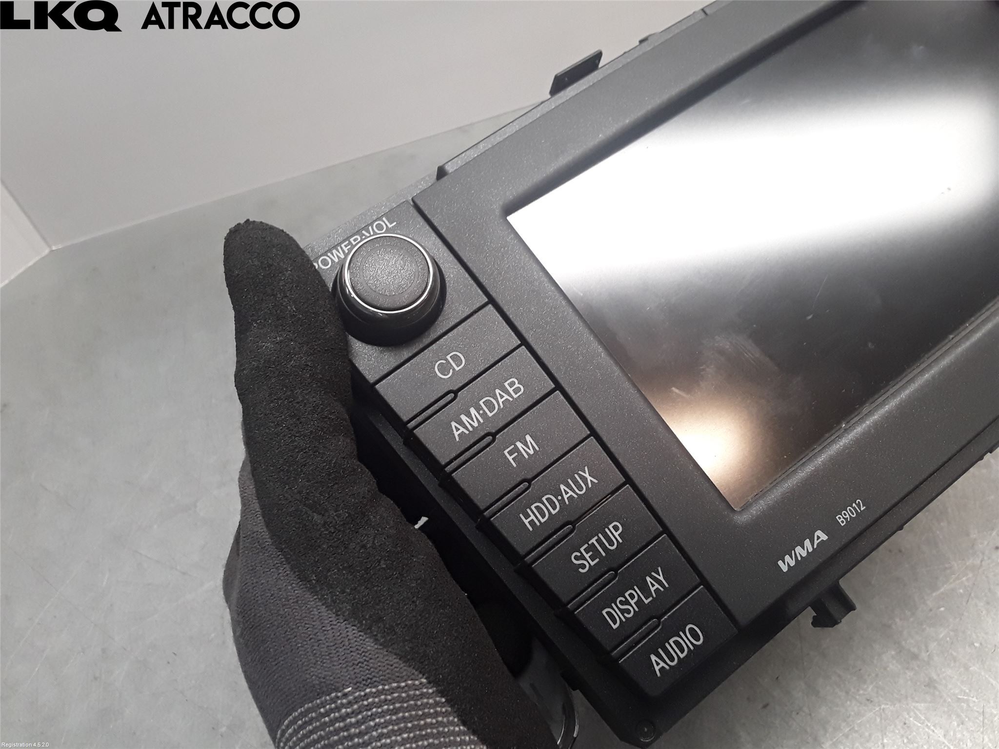 Toyota AVENSIS 09-15 Radio