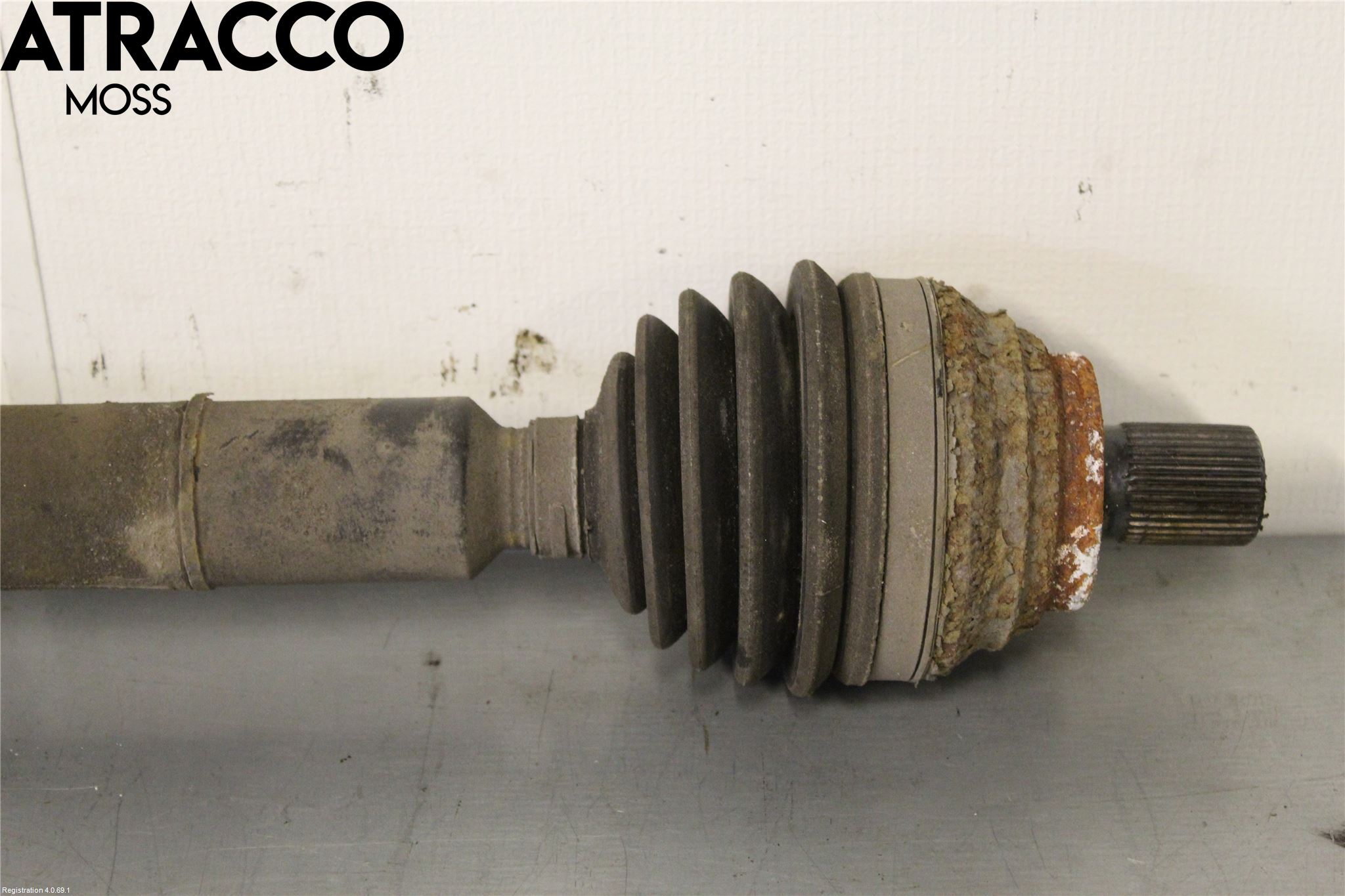 Volkswagen VW GOLF VI 09-13 Drivaxel Fram Höger