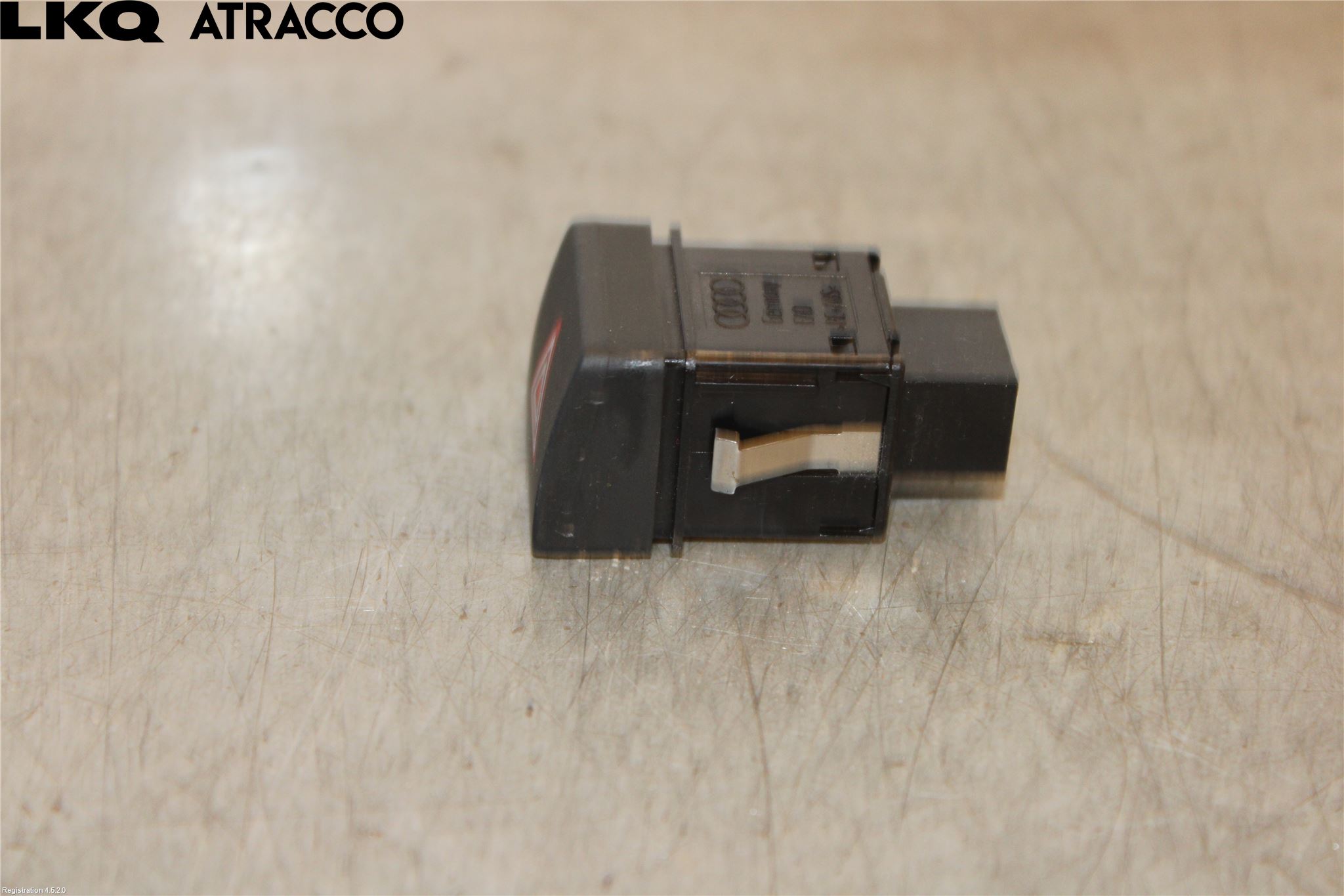 Audi A4/S4 B9 16-19 Strömställare Varnings
