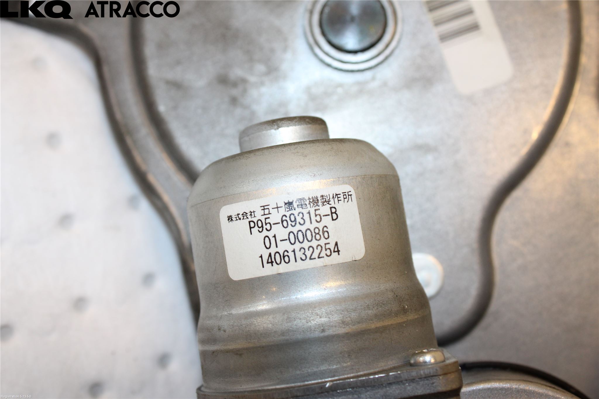 Mercedes-Benz MB C (203) 00-07 Bakluckeöppnare Automatisk
