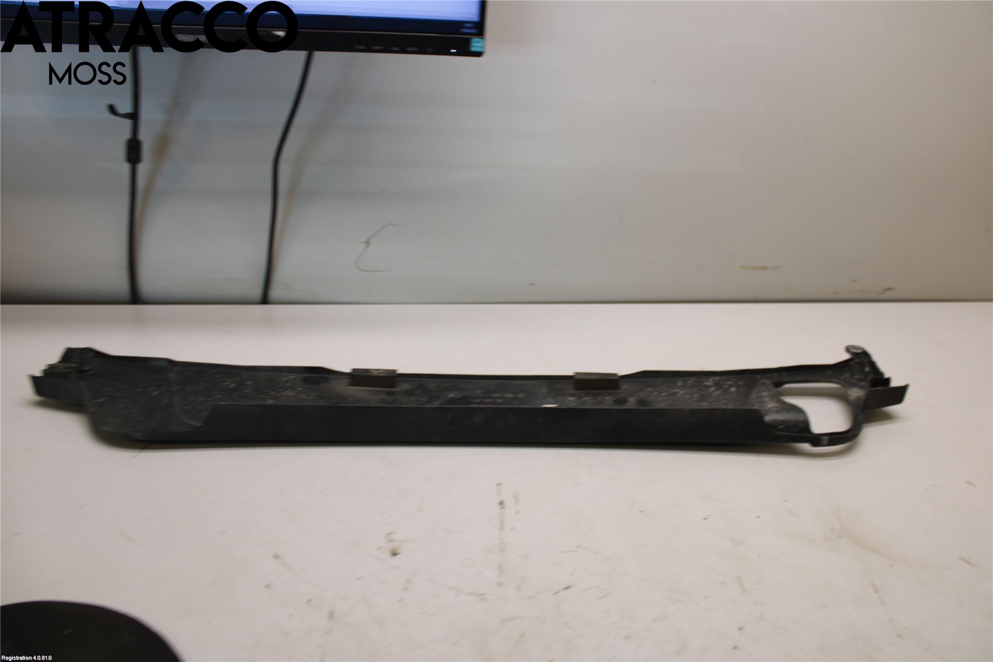 BMW 5 E60/61 Sed/Tou 02-10 Kylarfäste-Ram-Balk
