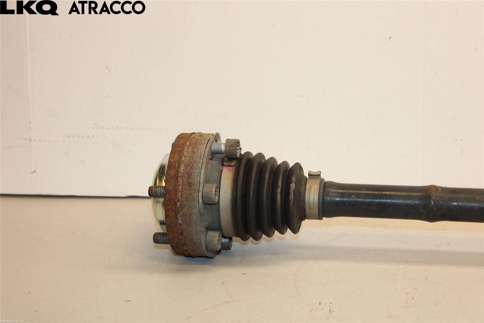 Volkswagen VW TRANSP/CARAVELLE (T6) 16-22 Drivaxel Bak Höger