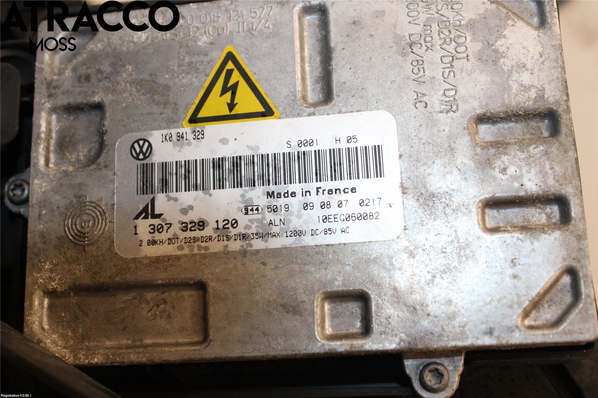 Volkswagen VW TOURAN 03-10 Strålkastare Höger