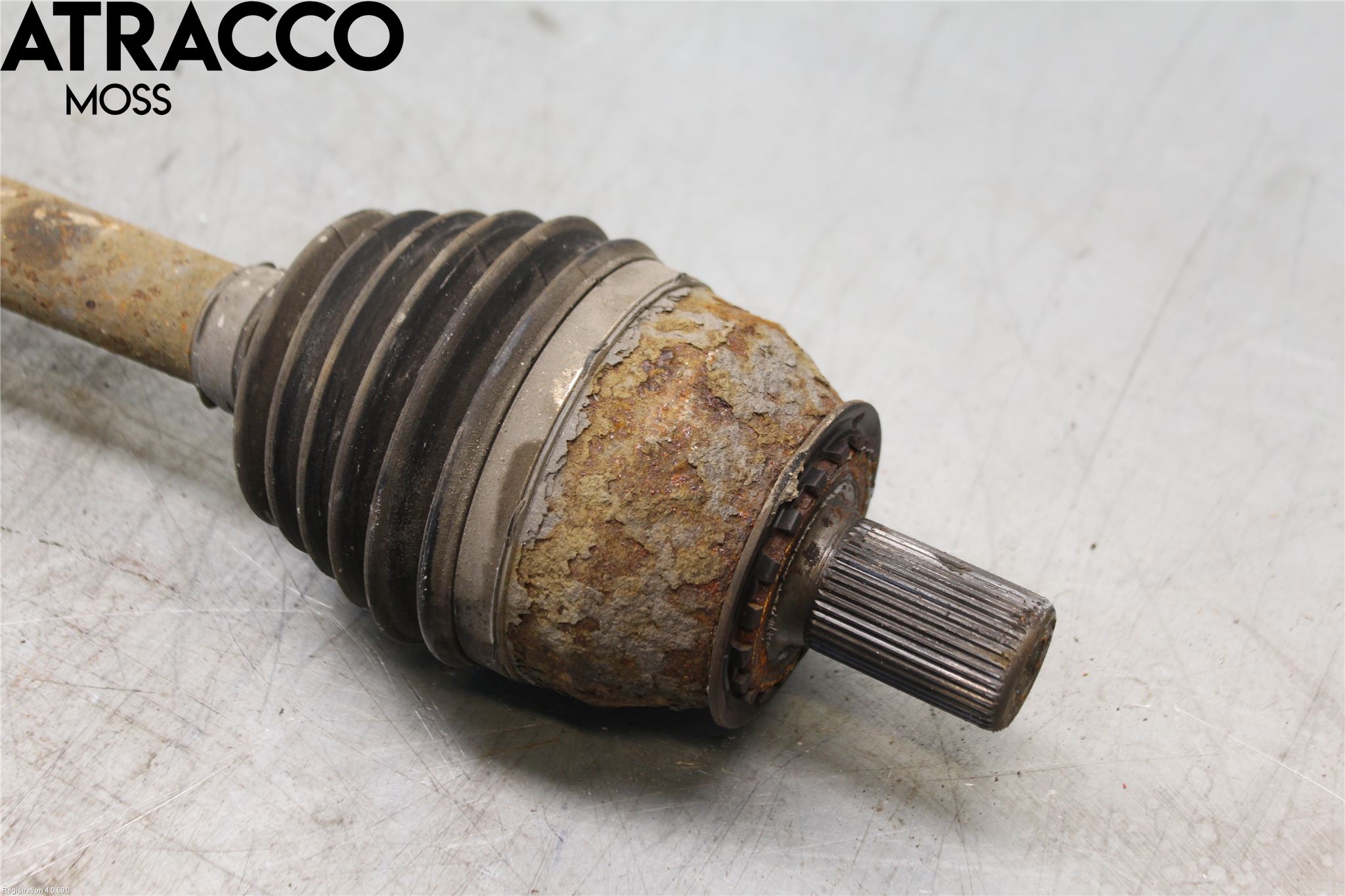 Volvo V60 14-18 Drivaxel Fram Vänster