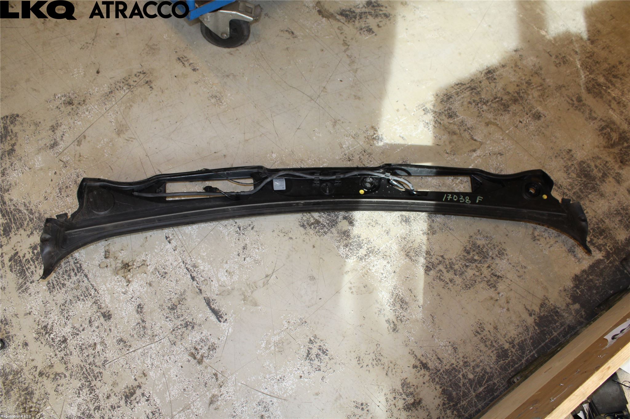 BMW 3 E90/91 SED/TOU 05-12 Torpedplåt-Torpedplast