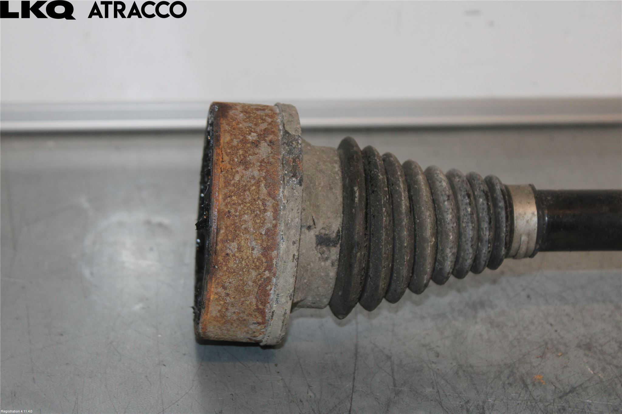 Volkswagen VW TIGUAN 07-16 Drivaxel Bak Höger