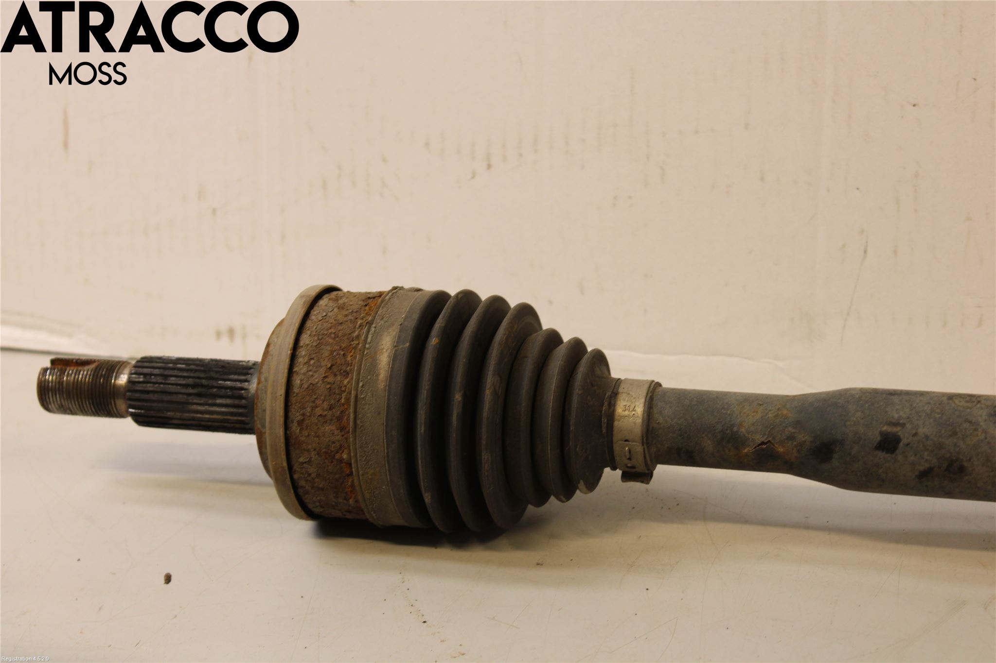 Toyota AURIS 13-19 Drivaxel Fram Höger