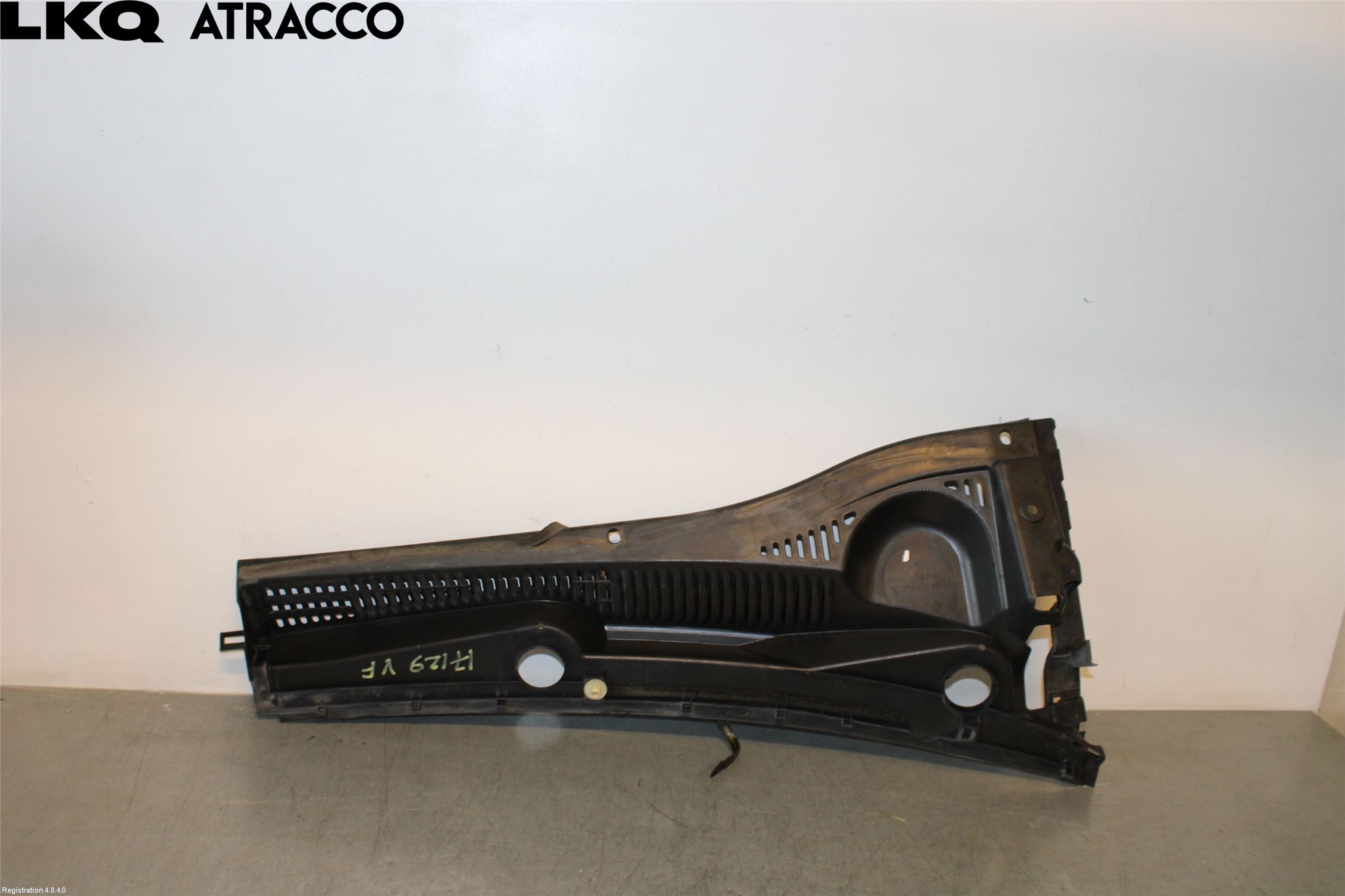 Suzuki SX4 10-13 Torpedplåt-Torpedplast