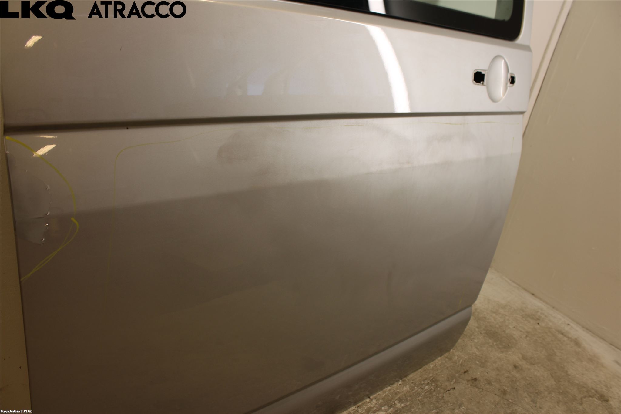 Volkswagen VW TRANSP/CARAVELLE (T6) 16-22 Dörr Bak Höger