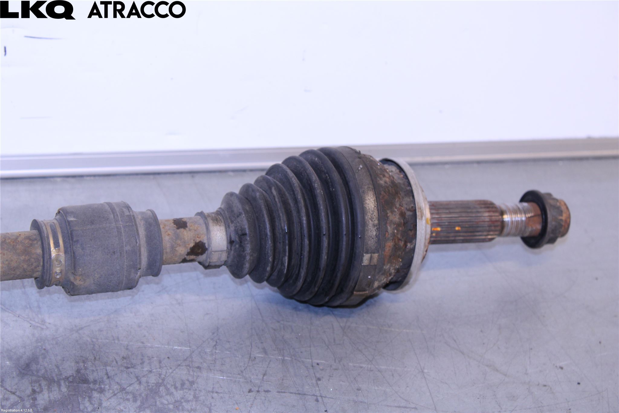 Toyota PRIUS ZVW30 09-20 Drivaxel Fram Vänster
