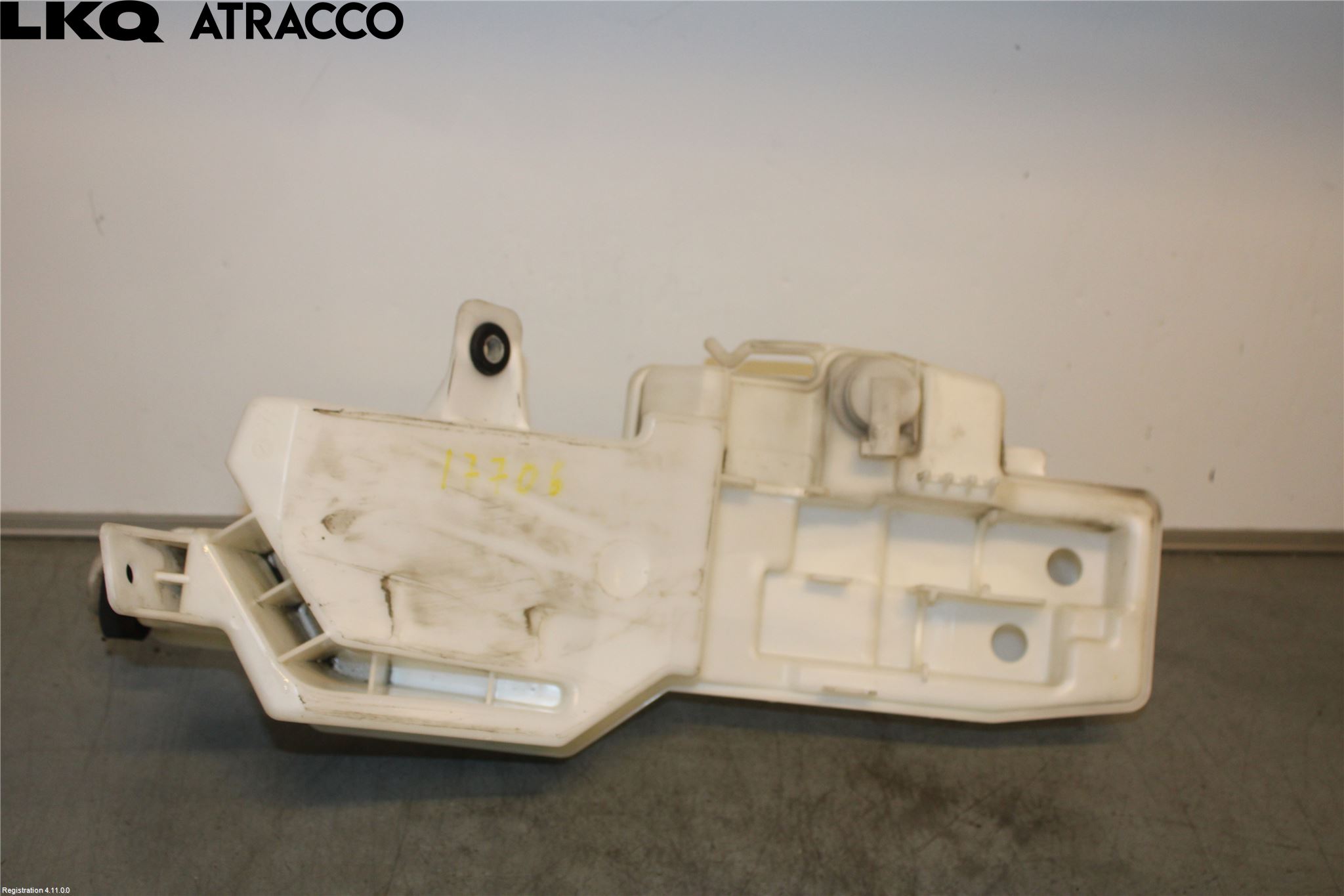 Volvo V90 17->> Spolartank Vindruta