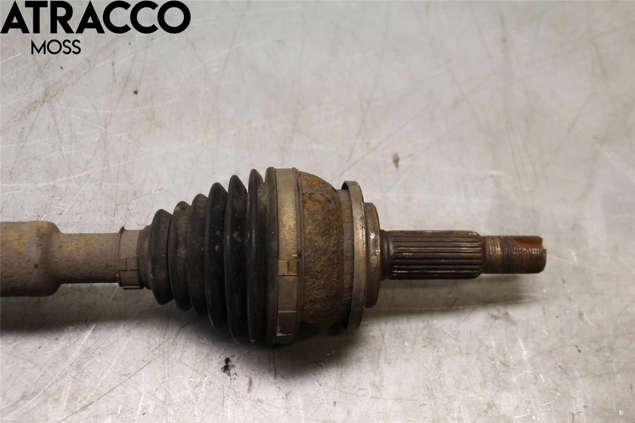 Toyota PRIUS ZVW30 09-20 Drivaxel Fram Höger