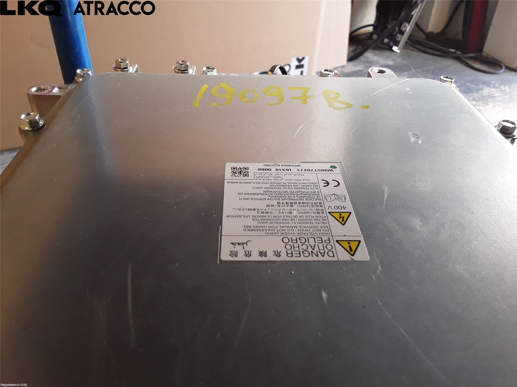 Mitsubishi OUTLANDER 13-21 Batteriladdare Högspänning