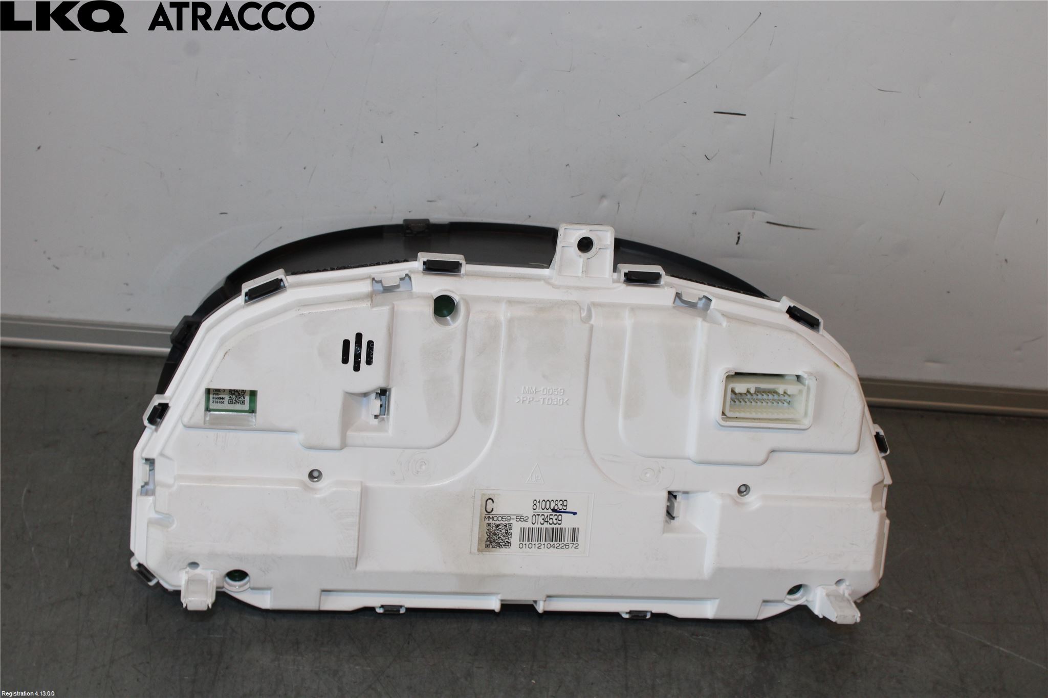 Mitsubishi OUTLANDER 13-21 Instrument Komb