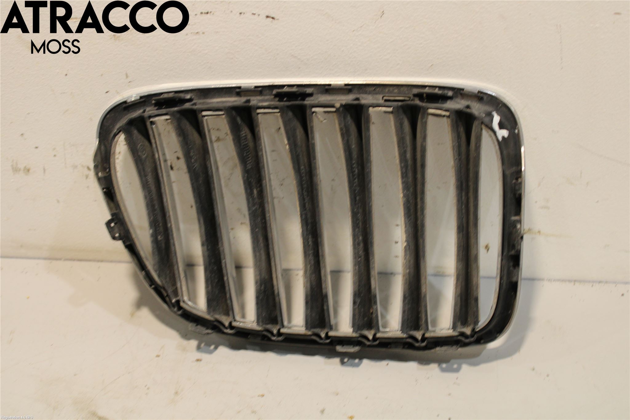 BMW X1 E84 10-15 Grilldel Vänster