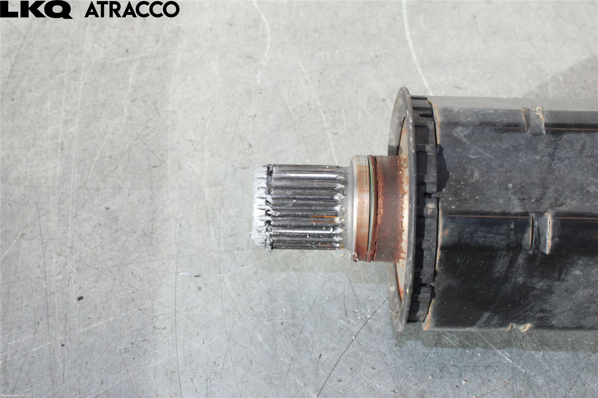 Porsche TAYCAN 20- Drivaxel Fram Höger