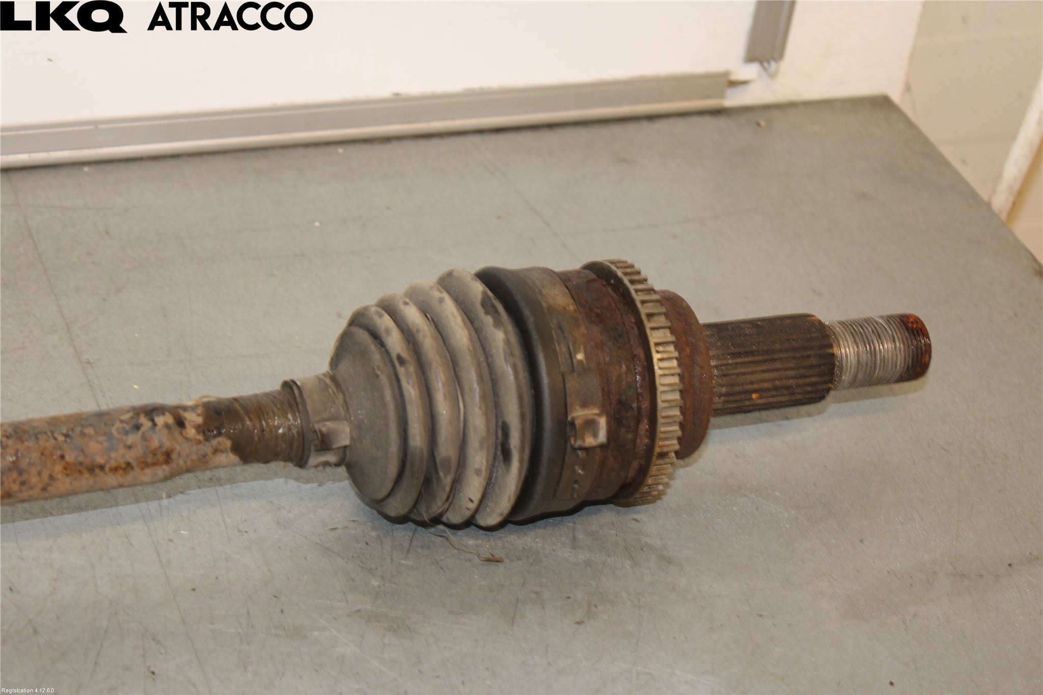 Mazda CX-5 17- Drivaxel Bak Vänster