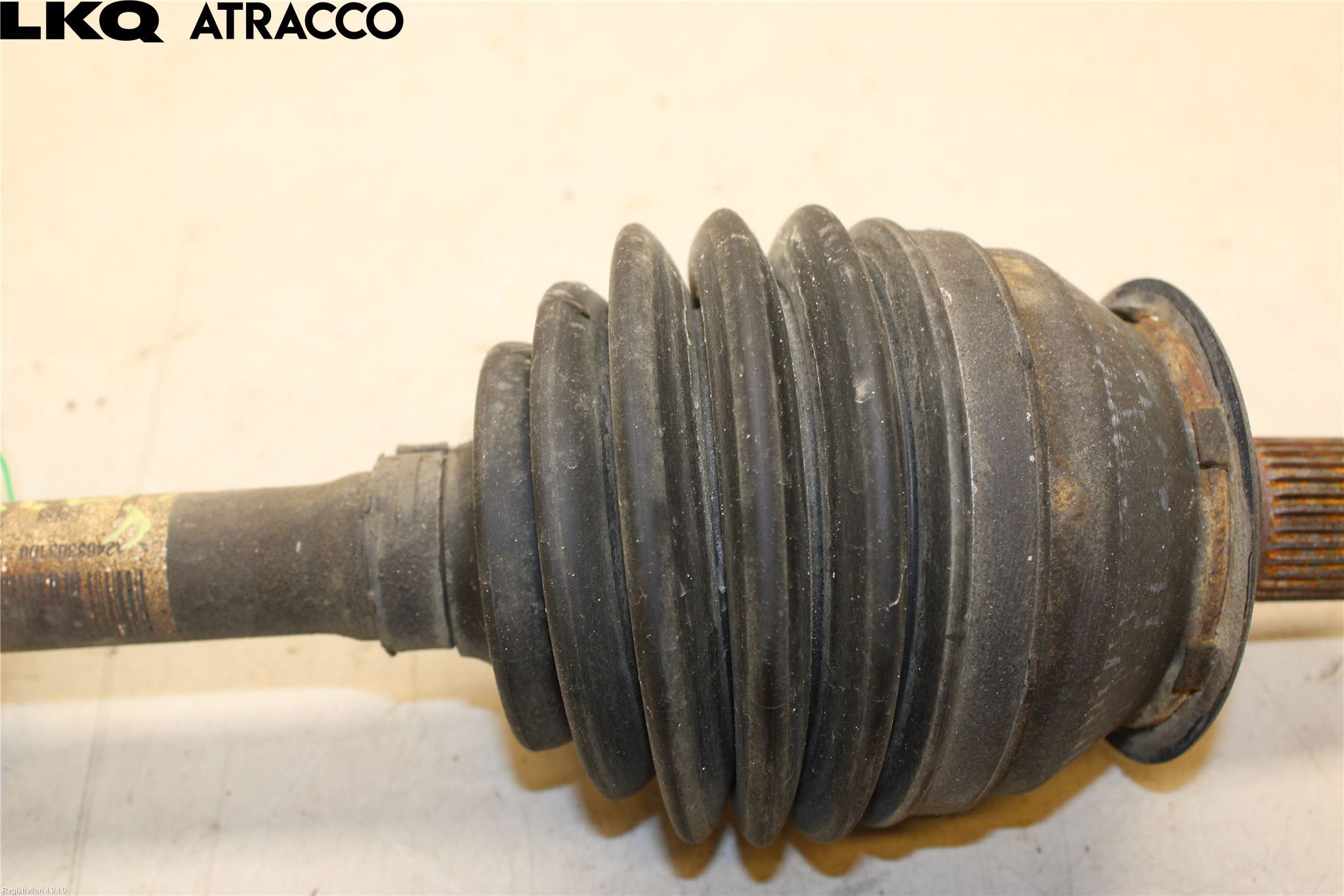 Mercedes-Benz MB GLA-KLASS (X156) 13-20 Drivaxel Fram Vänster