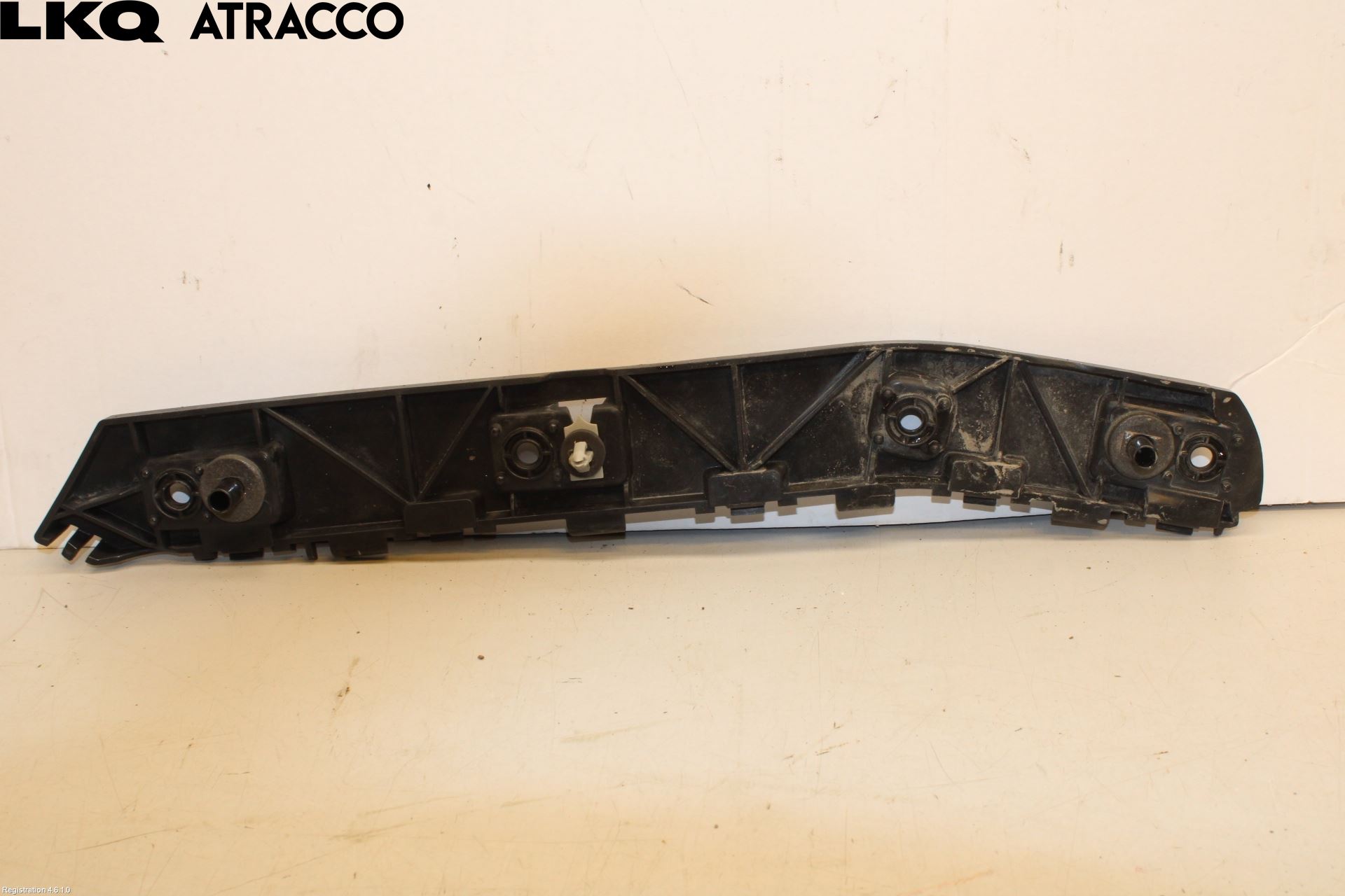 Ford KUGA 13-16 Stötfångarfäste Bak Hö