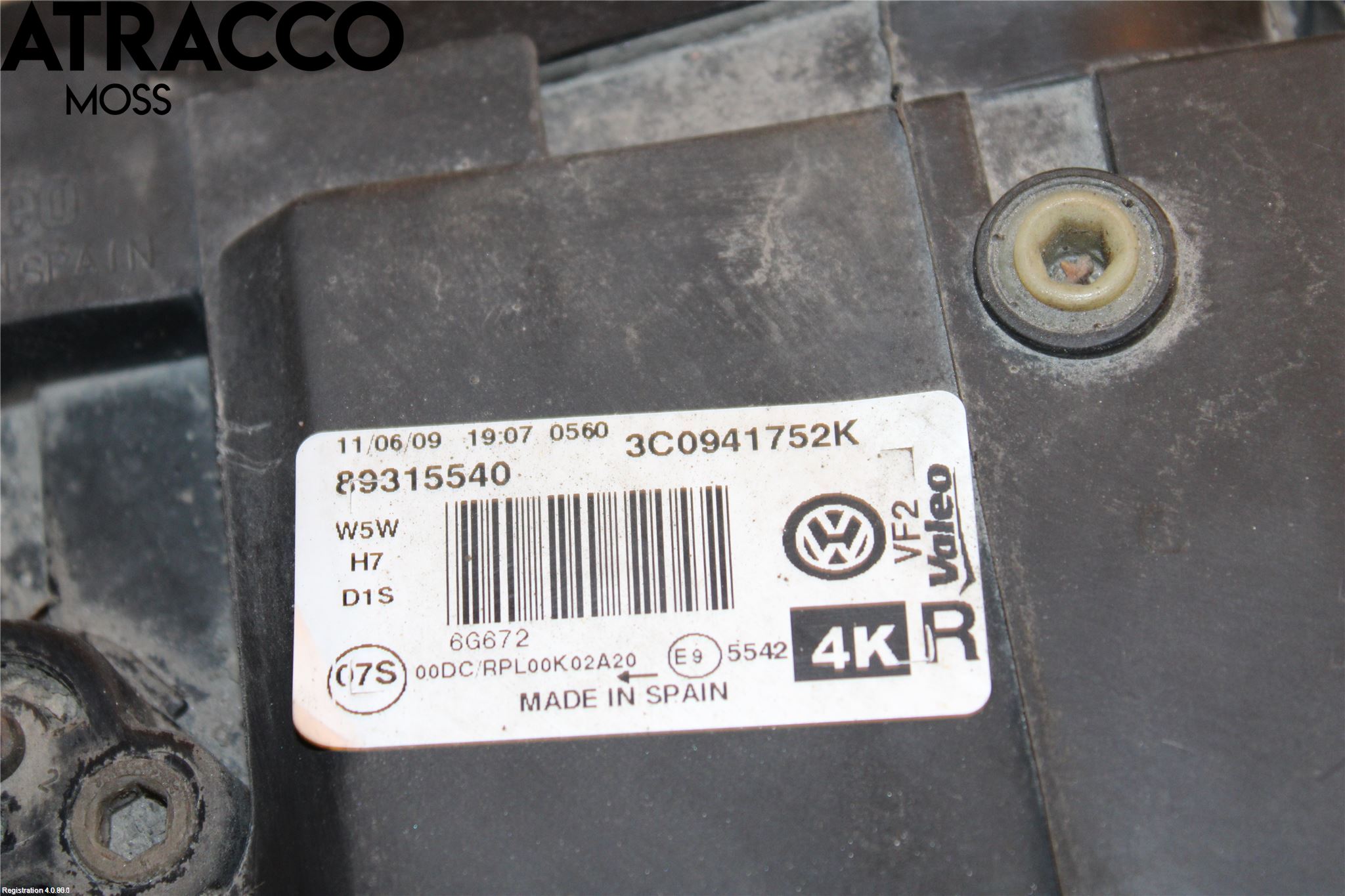 Volkswagen VW PASSAT 05-11 Strålkastare Höger