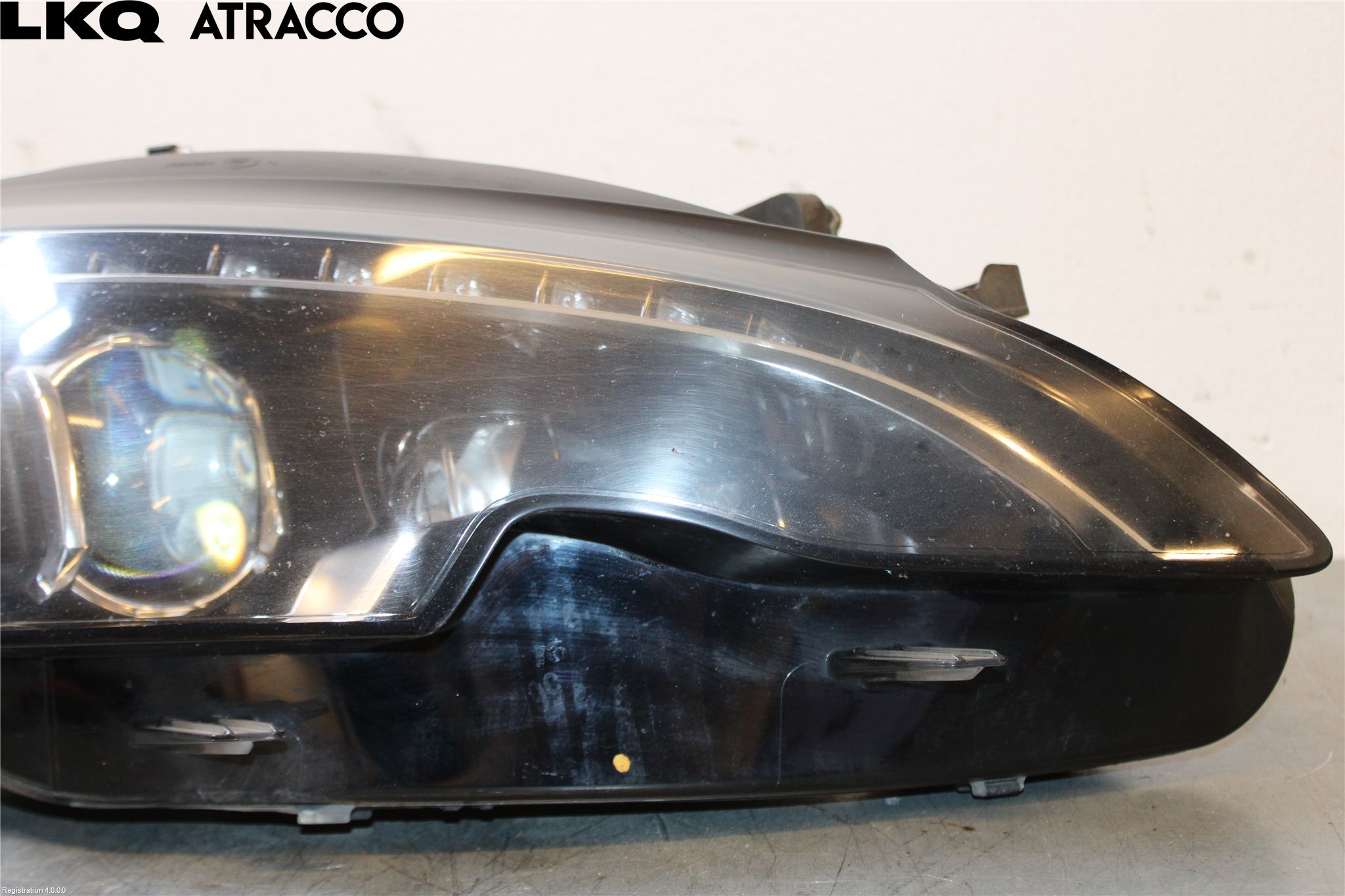 Peugeot 308 14-21 Strålkastare Höger