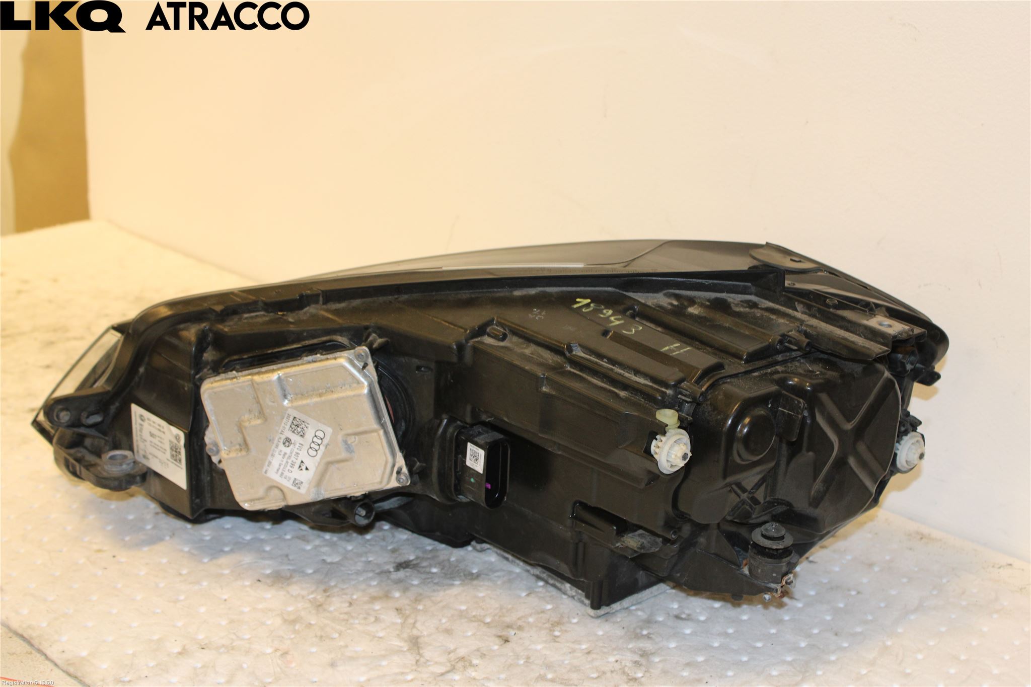 Volkswagen VW GOLF / E-GOLF VII 13-20 Strålkastare Höger