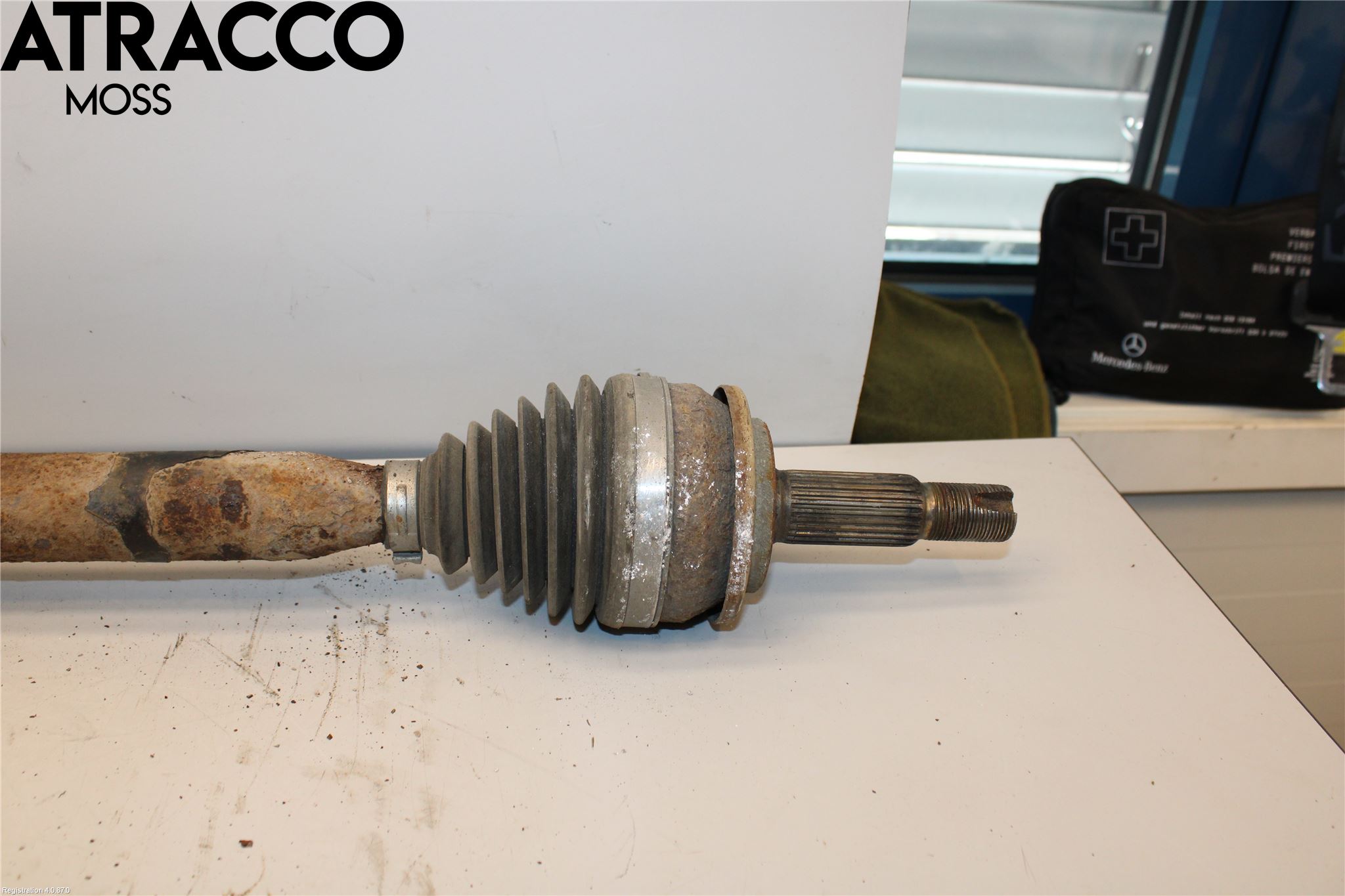 Toyota AURIS 10-12 Drivaxel Fram Höger