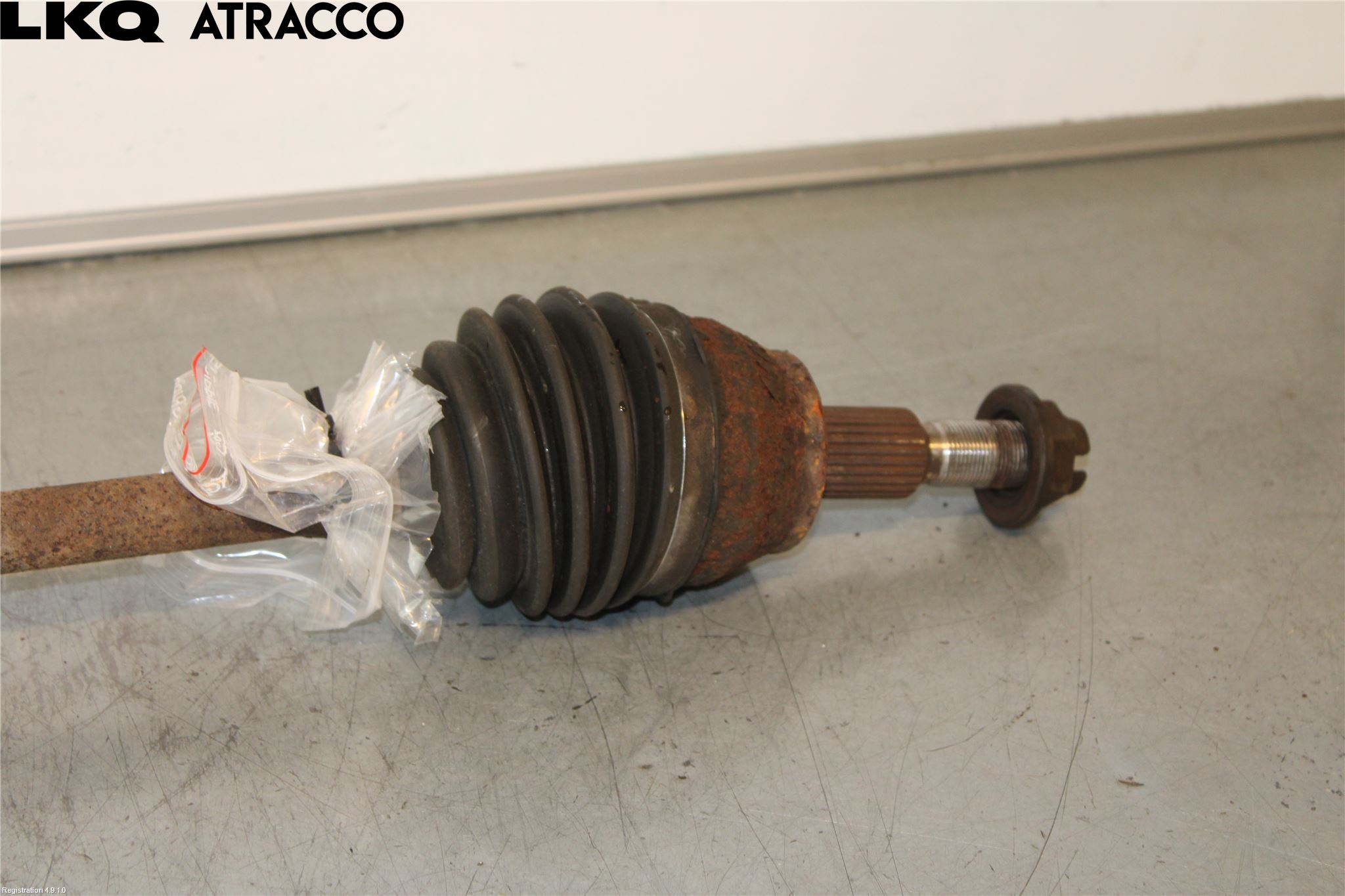 Ford FOCUS 11-14 Drivaxel Fram Vänster