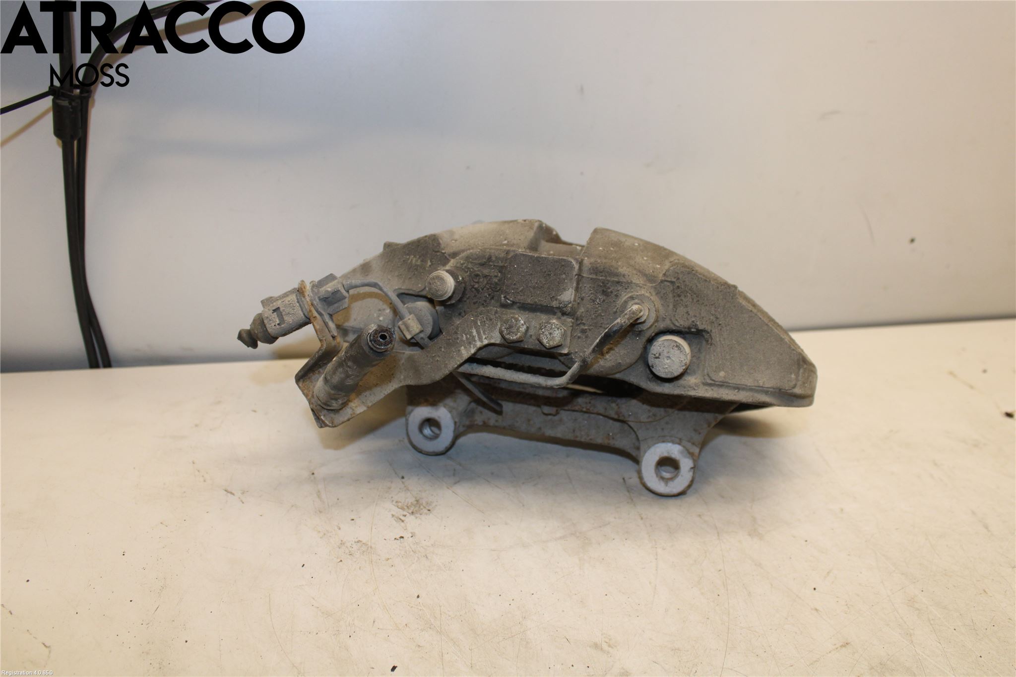 Audi A8/S8 4D 94-02 Bromsok Fram Höger
