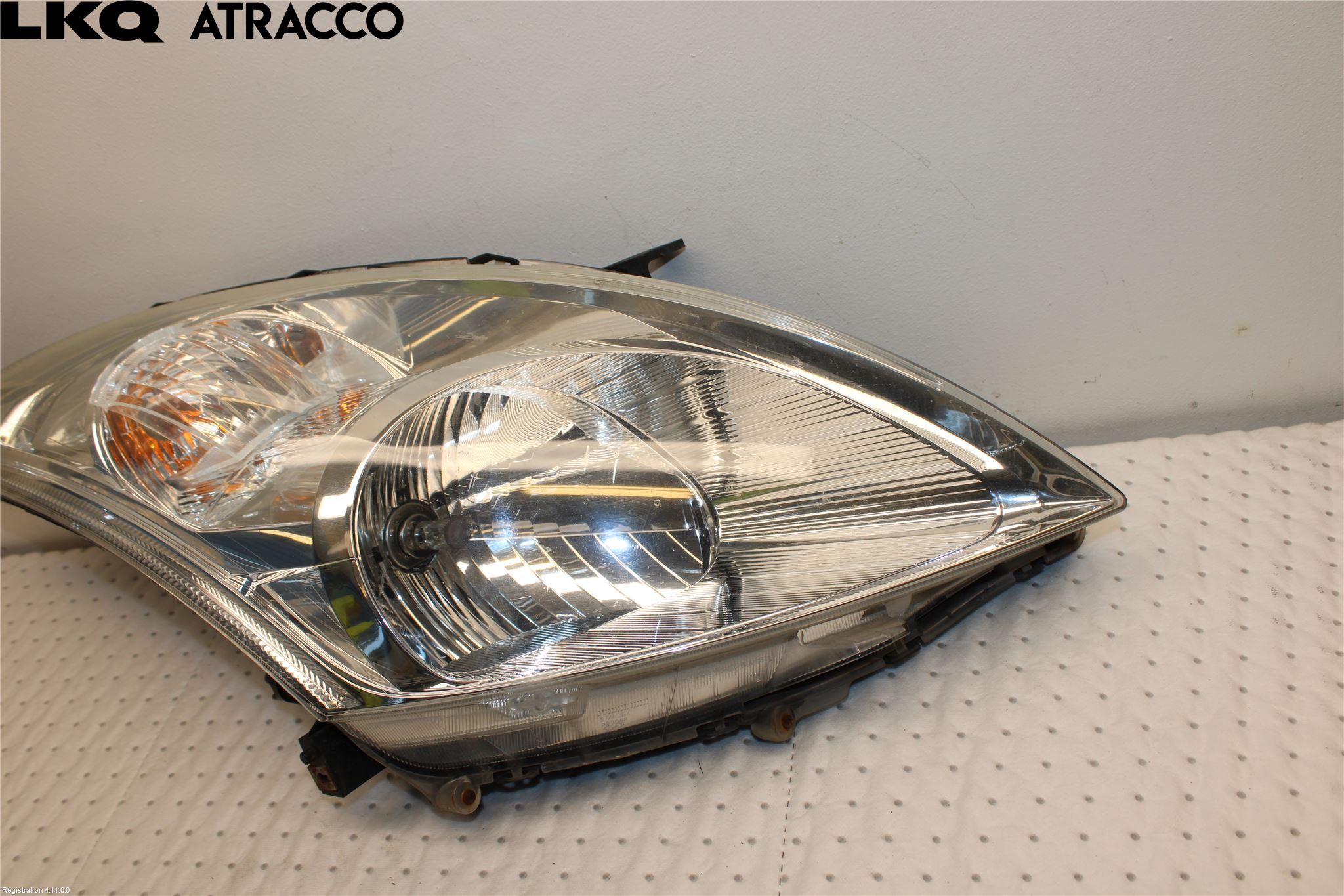 Suzuki SWIFT 11-16 Strålkastare Höger