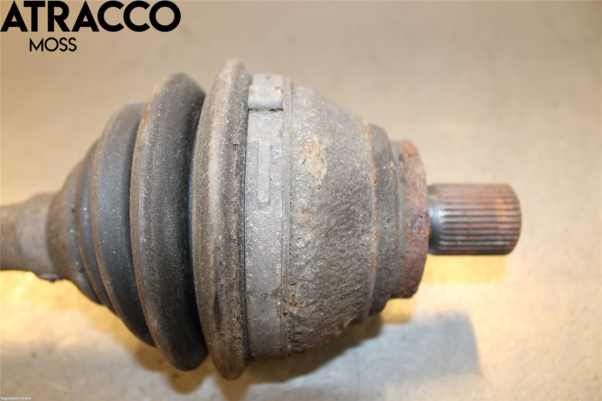Volkswagen VW TIGUAN 07-16 Drivaxel Fram Höger