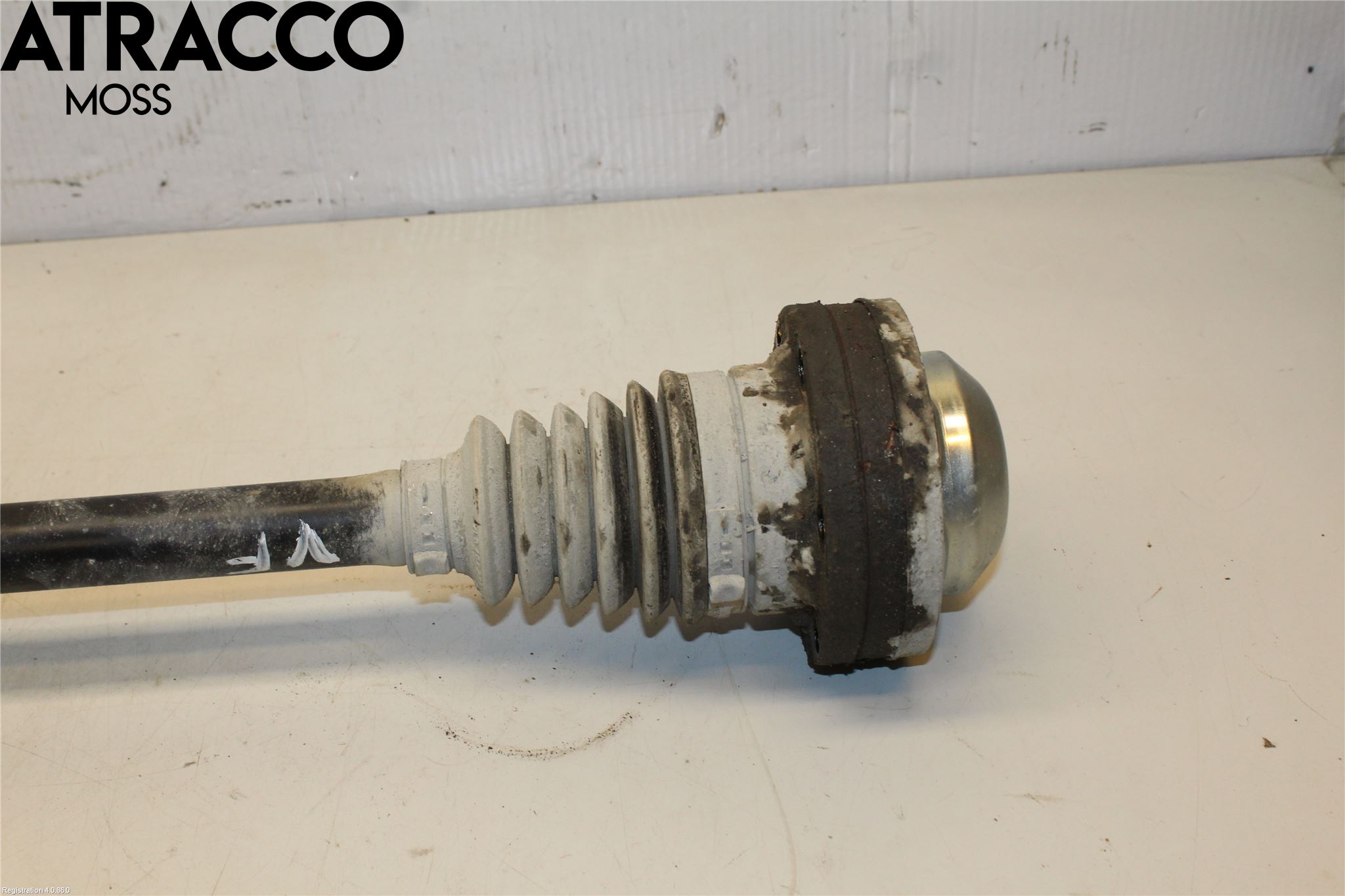 Volkswagen VW TRANSP/CARAVELLE (T5) 04-15 Drivaxel Fram Vänster