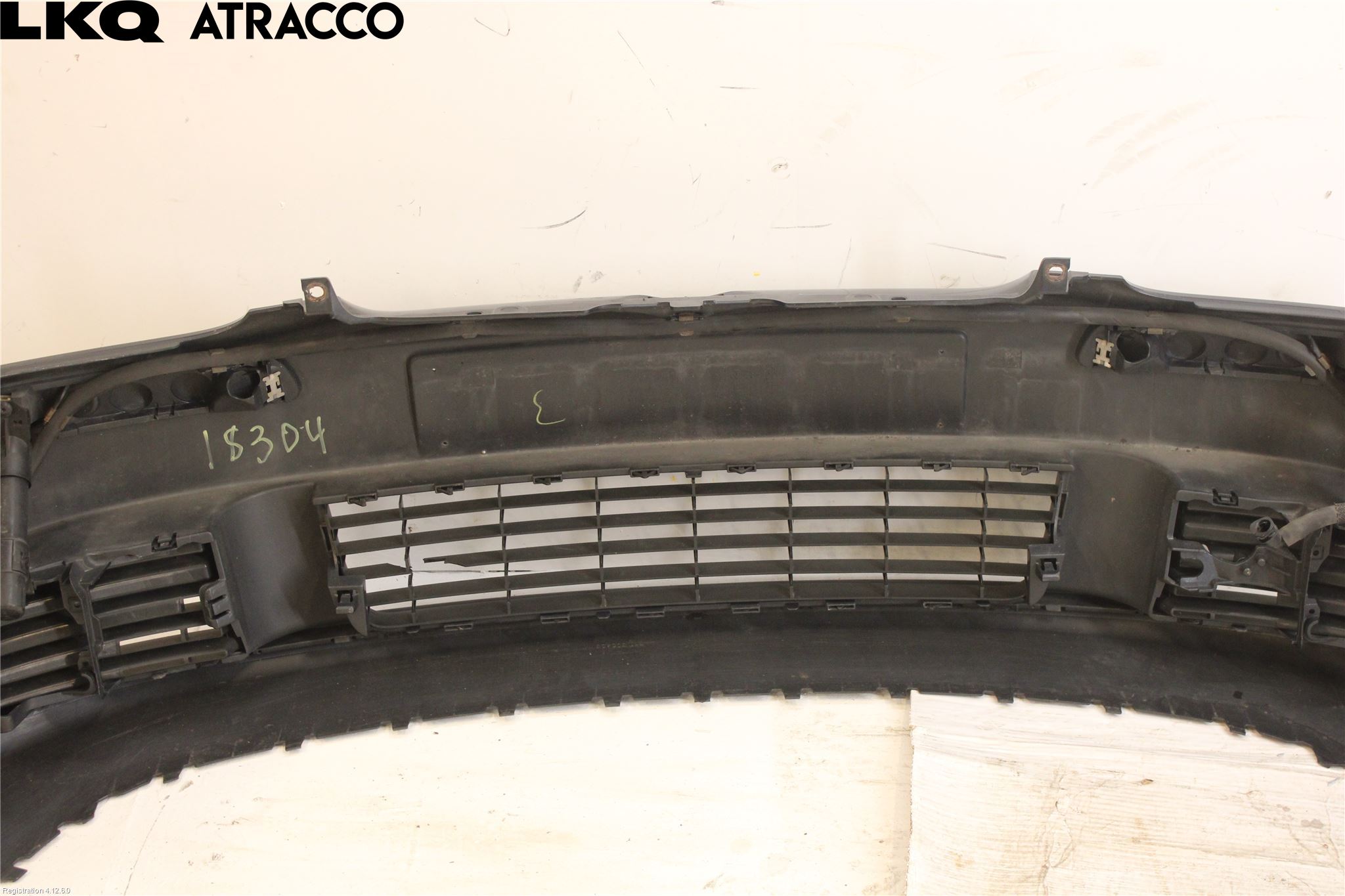 Volkswagen VW GOLF V 04-09 Stötfångare Fram