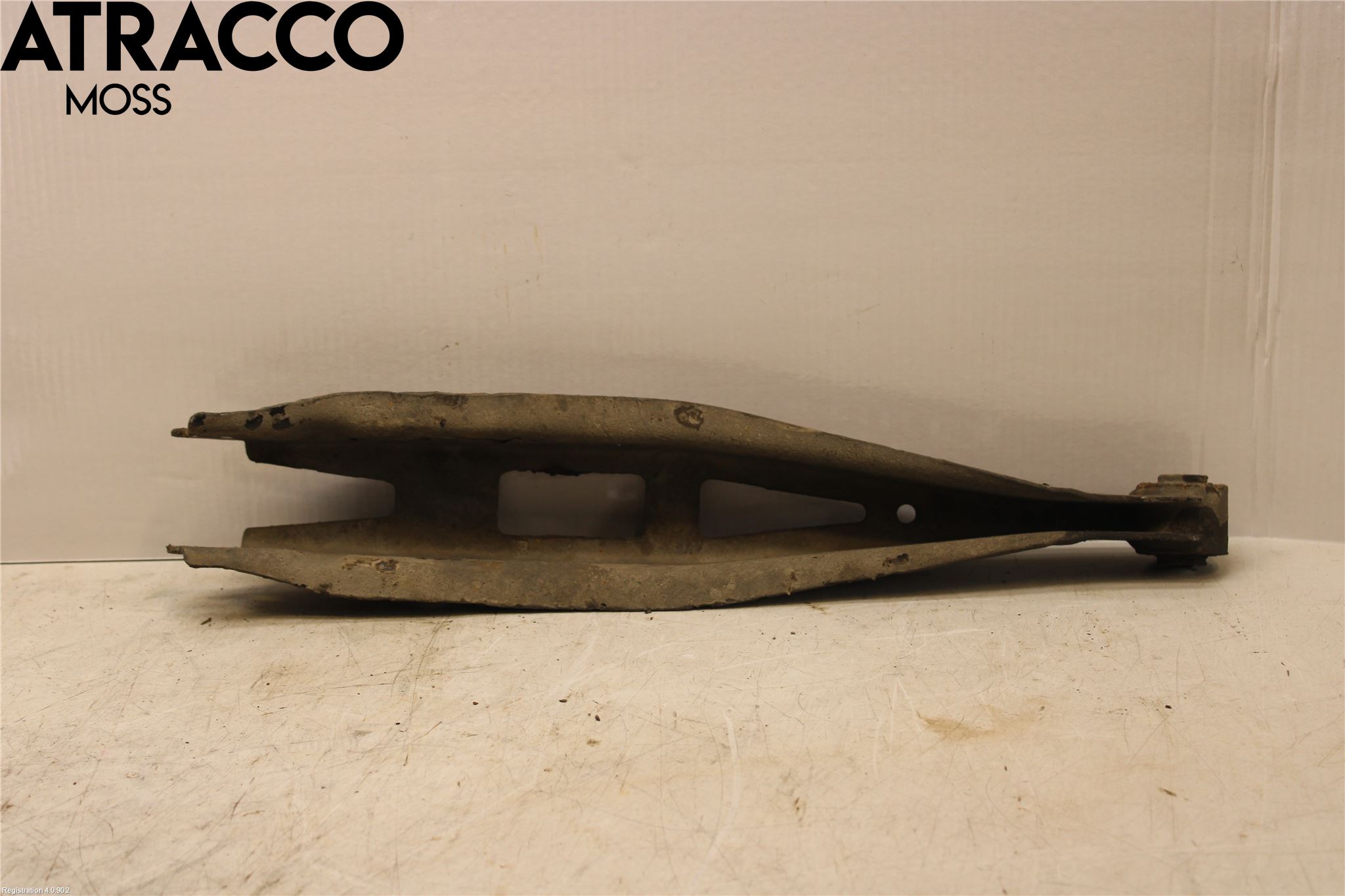 Subaru OUTBACK 10-15 Bärarm Bak Höger
