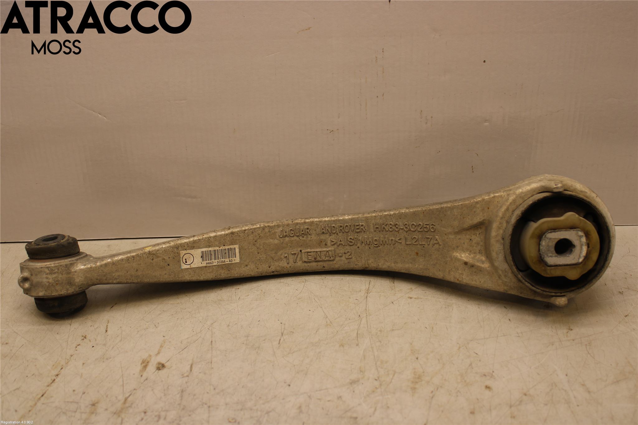 Jaguar F-PACE Bärarm Fram Undre Hö